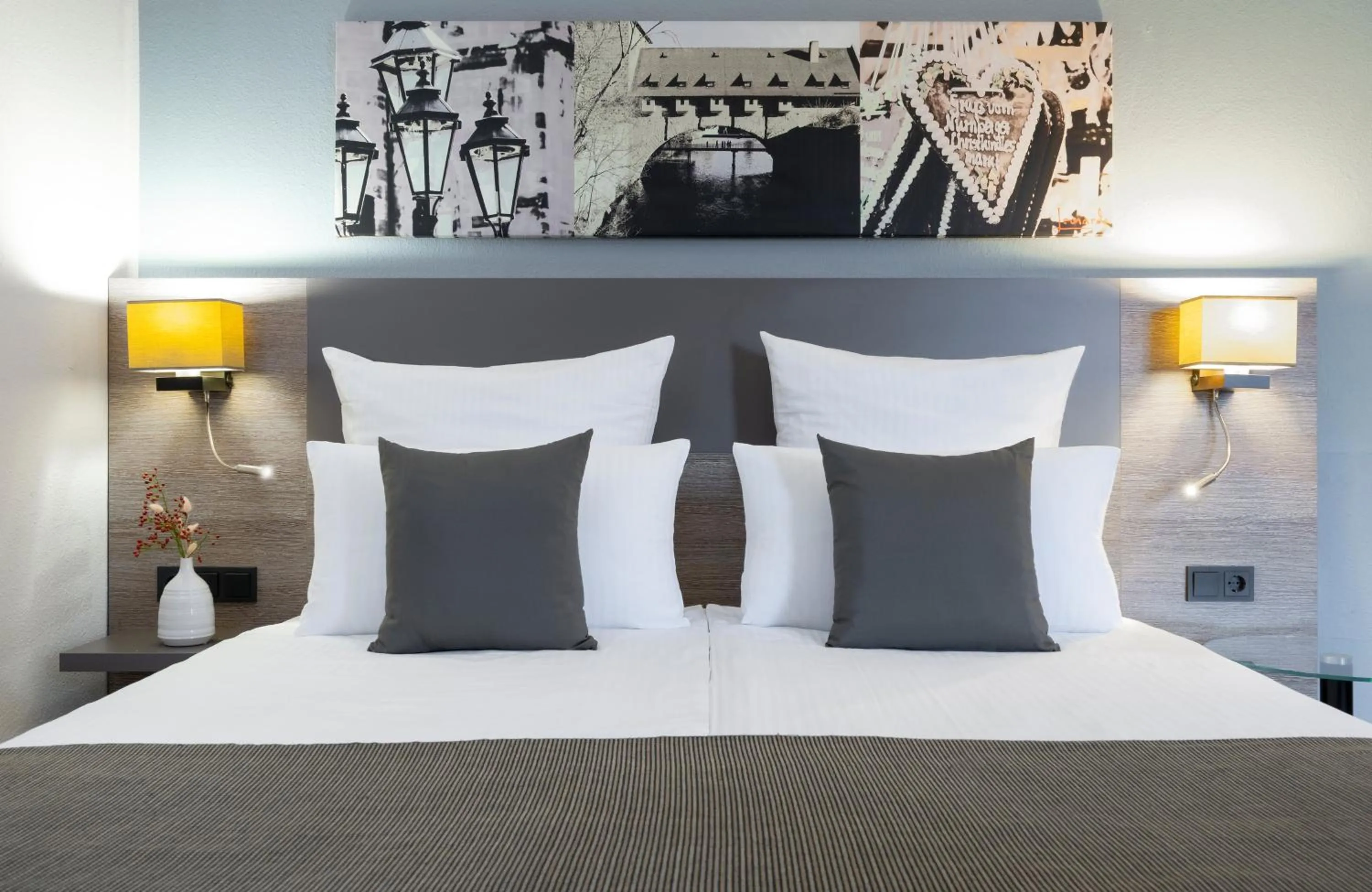 Photo of the whole room, Bed in Leonardo Hotel Nürnberg