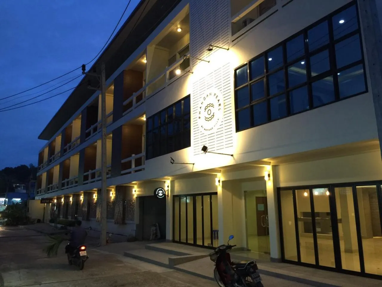 Facade/entrance in Phangan Pearl Villa
