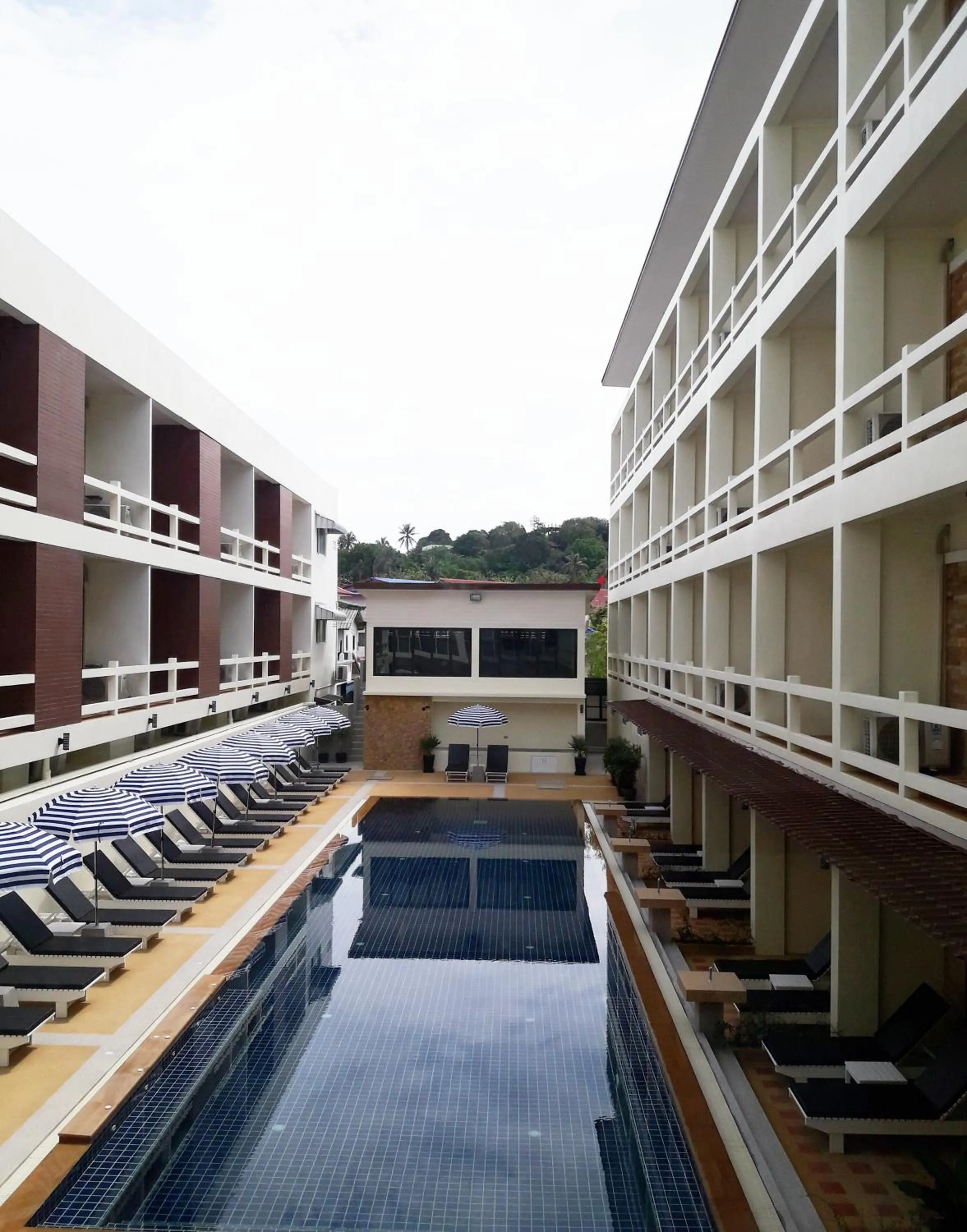 Swimming pool in Phangan Pearl Villa