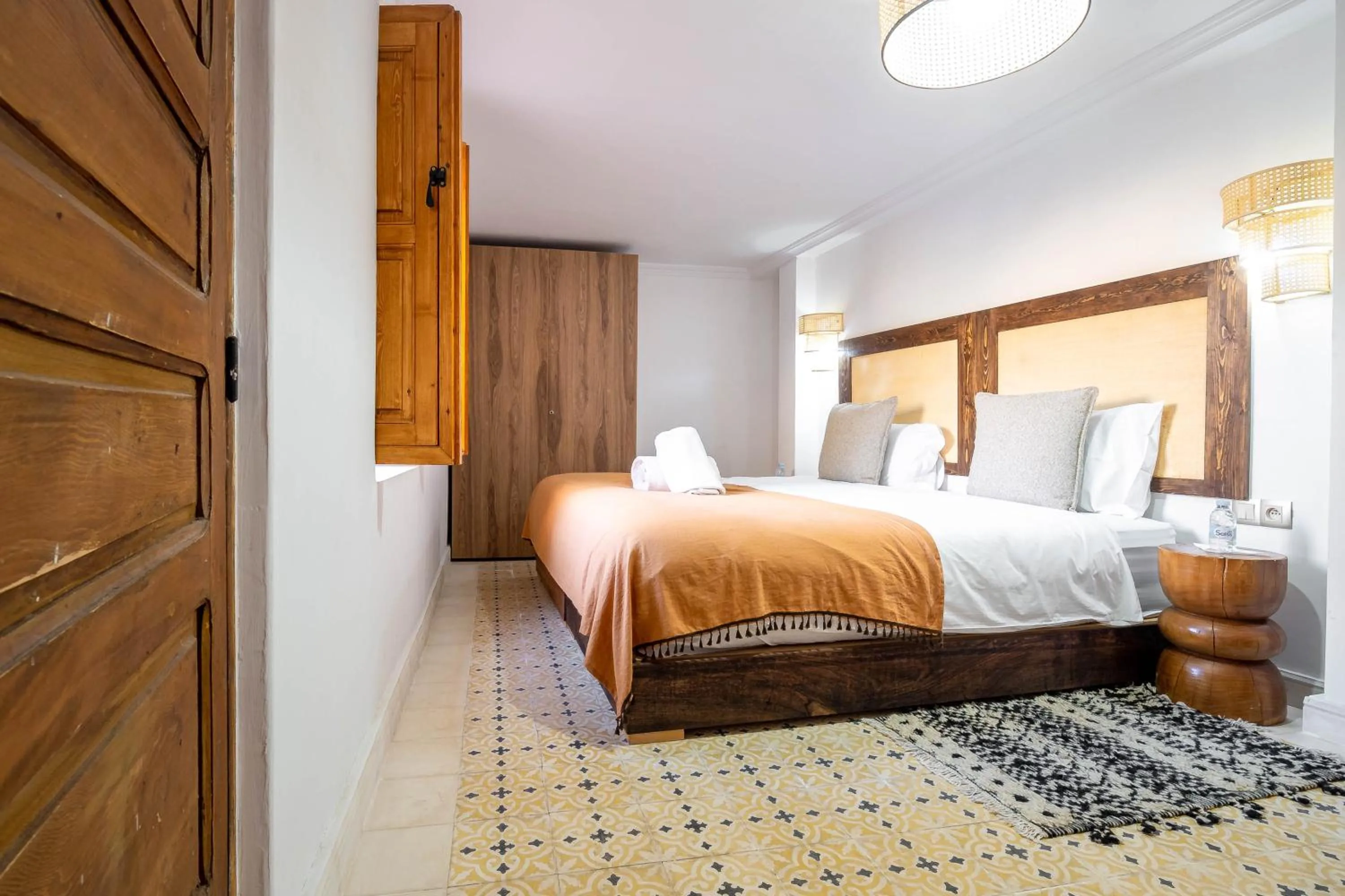 Photo of the whole room, Bed in Riad La Croix Berbere Deluxe