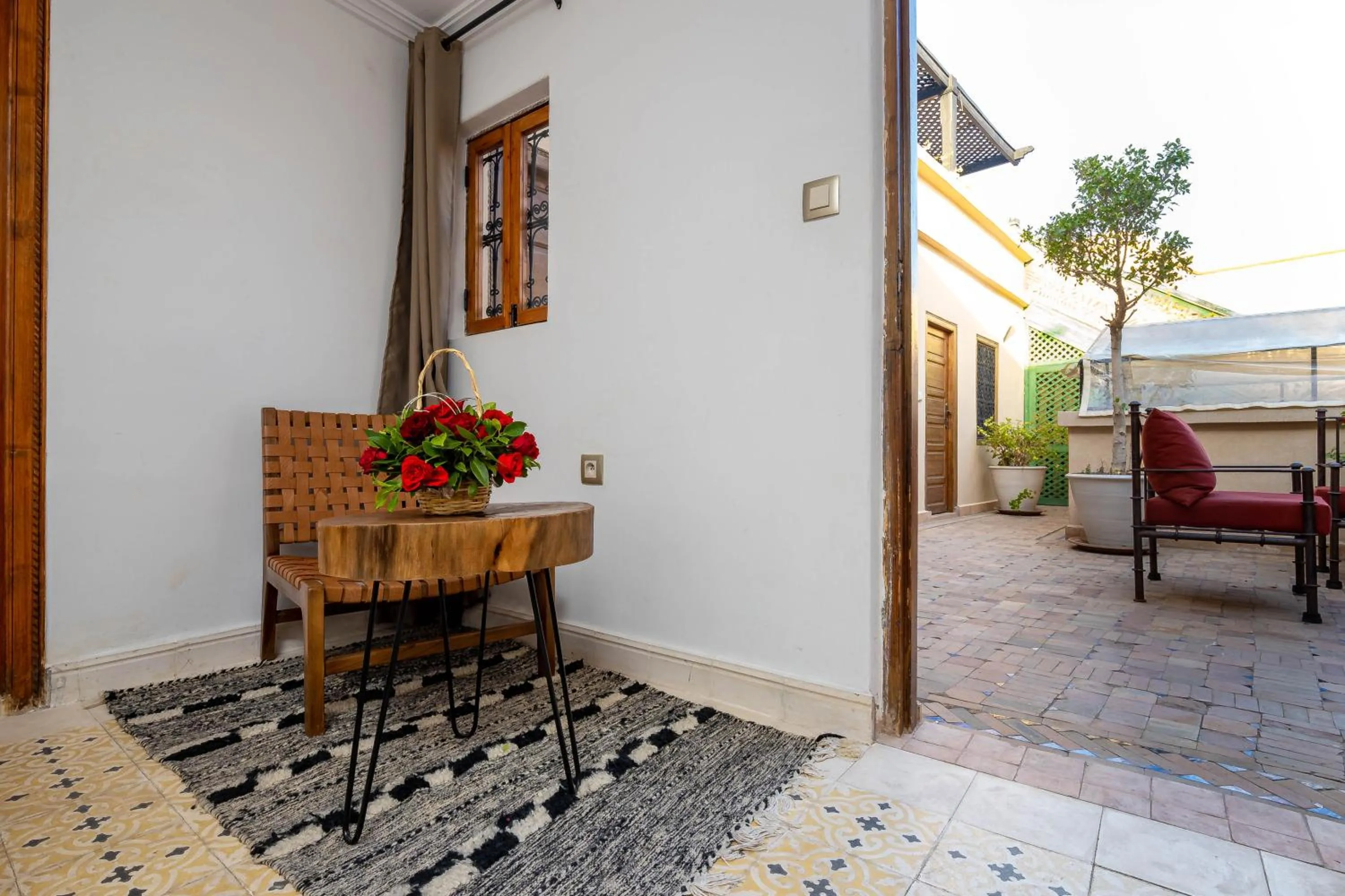 Seating area in Riad La Croix Berbere Deluxe