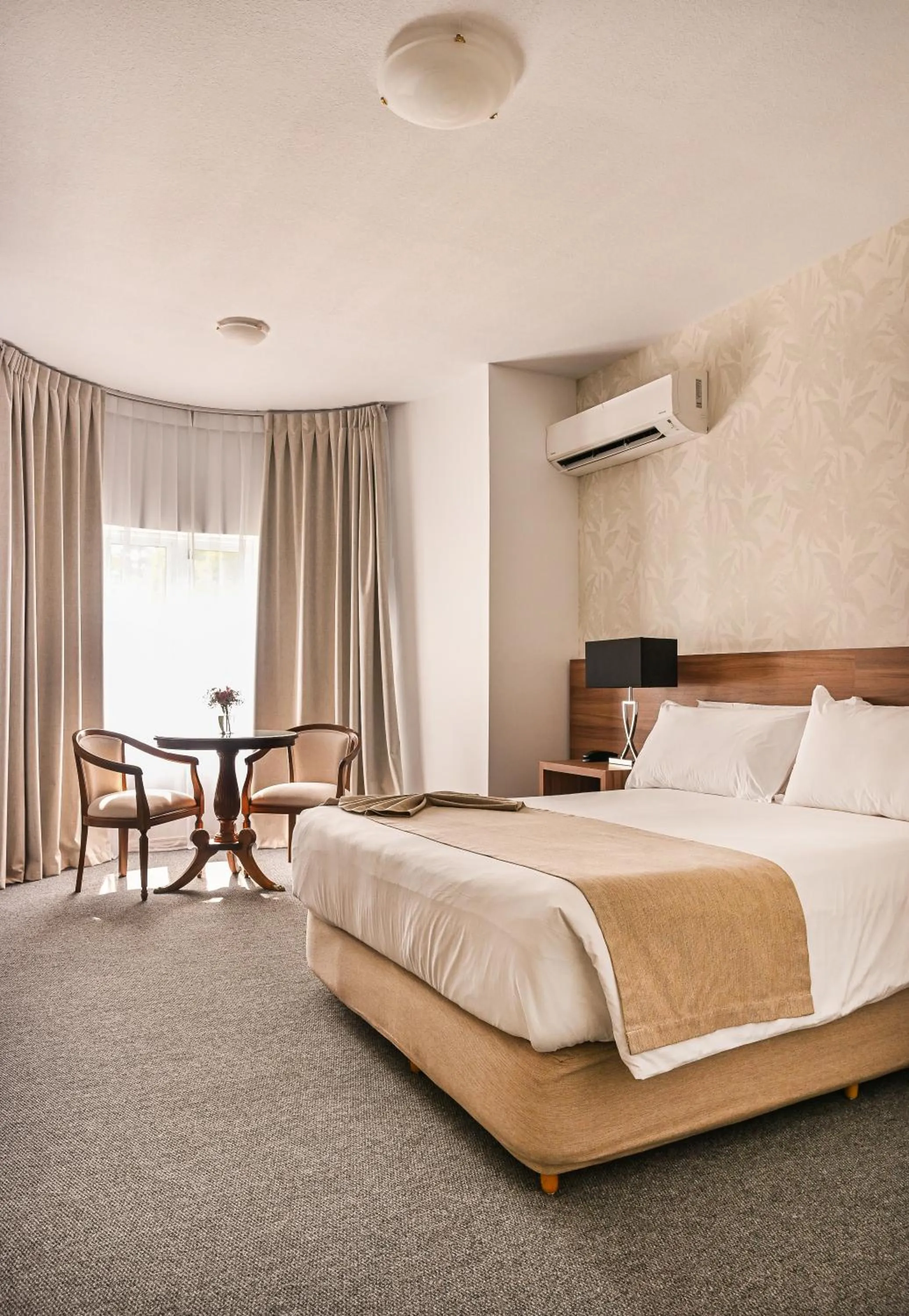 Photo of the whole room, Bed in Parque Hotel Jean Clevers