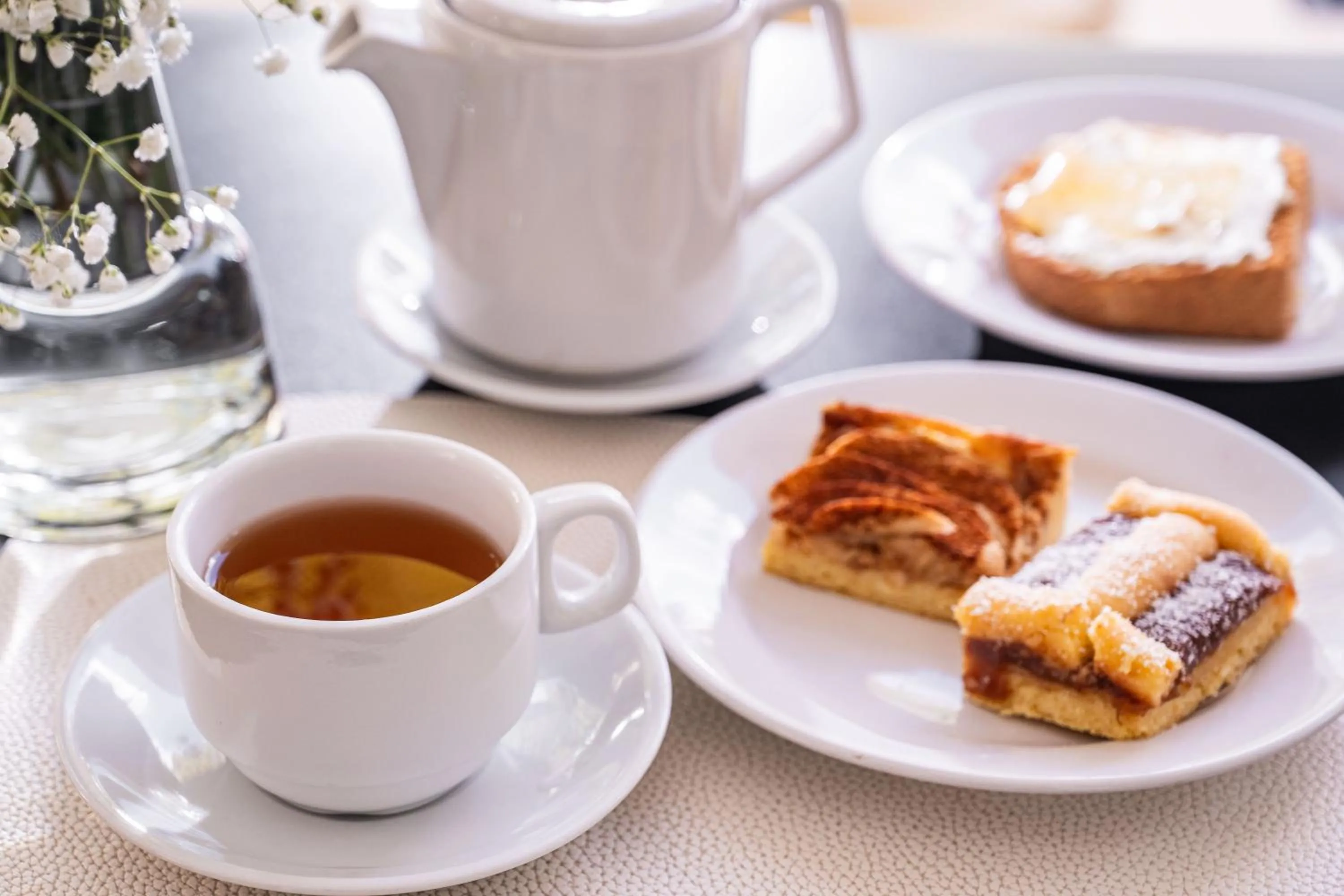 Food and drinks in Parque Hotel Jean Clevers