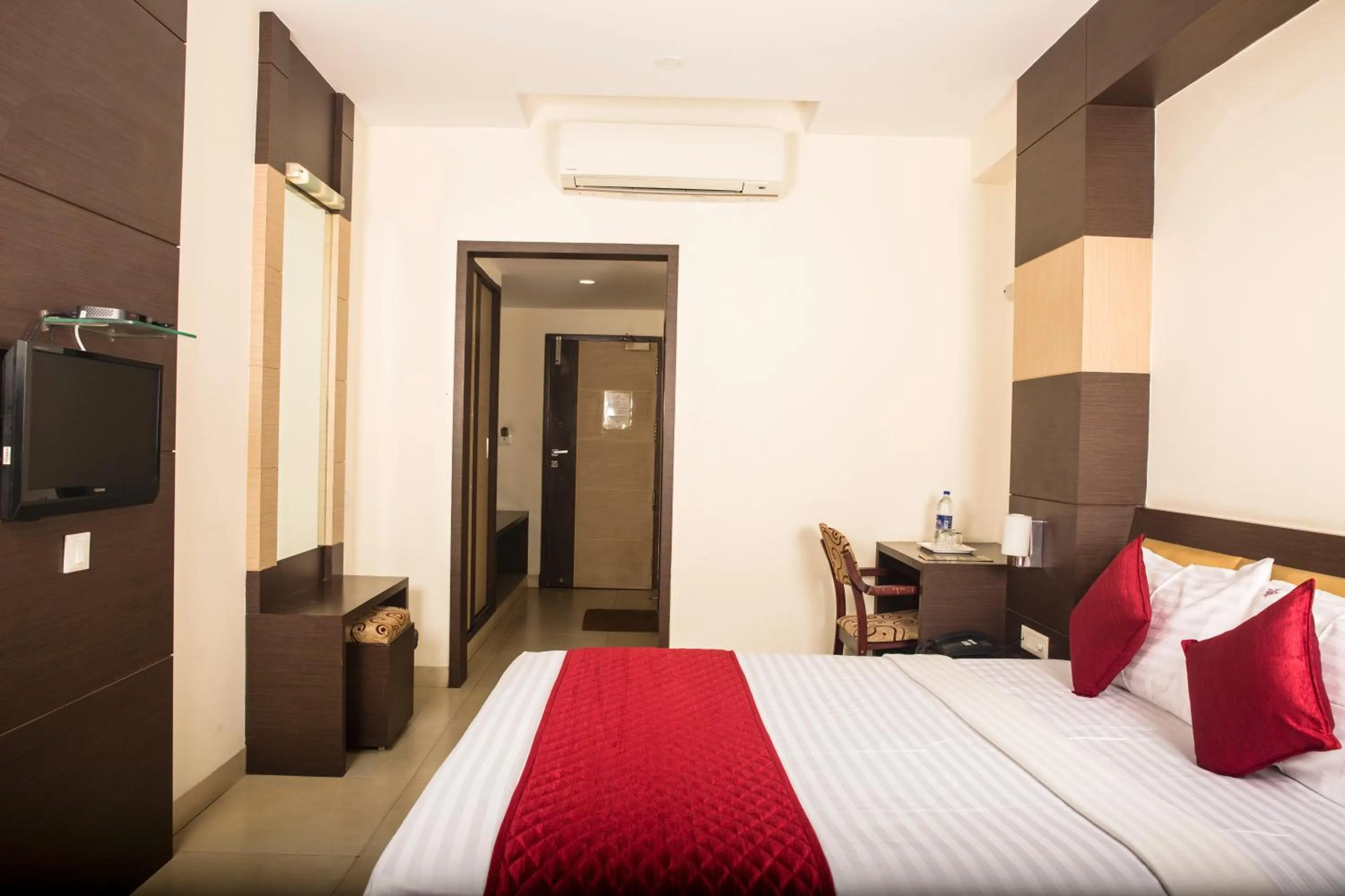 Bed in Sri Krishna Palace