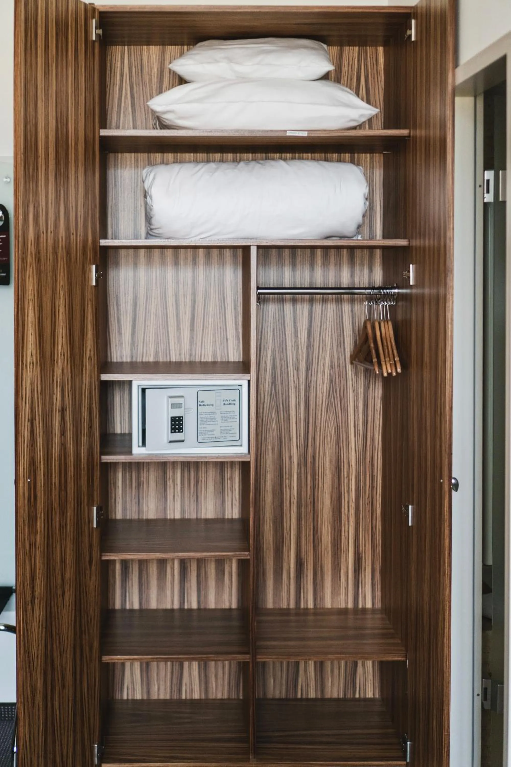 wardrobe in Herzogshof - Boutique-Hotel am Dom