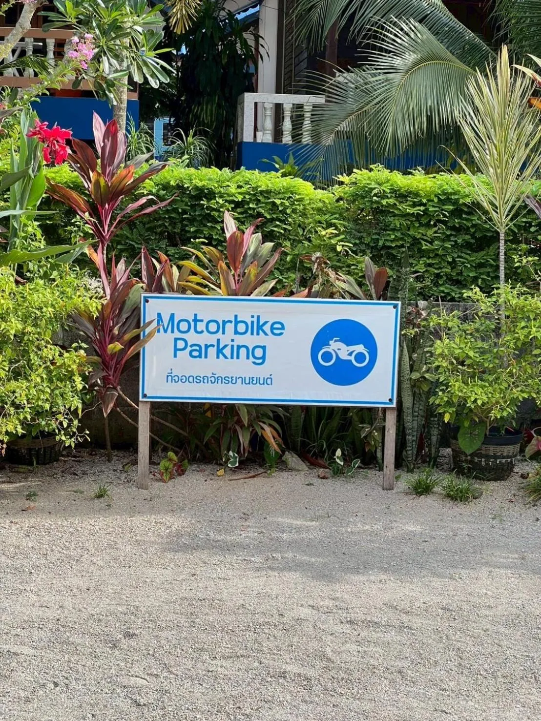 Parking in Silver Beach Bungalow