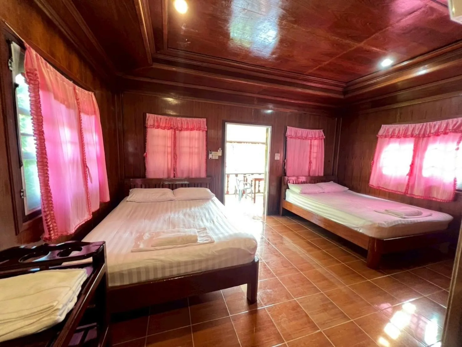 Bed in Silver Beach Bungalow