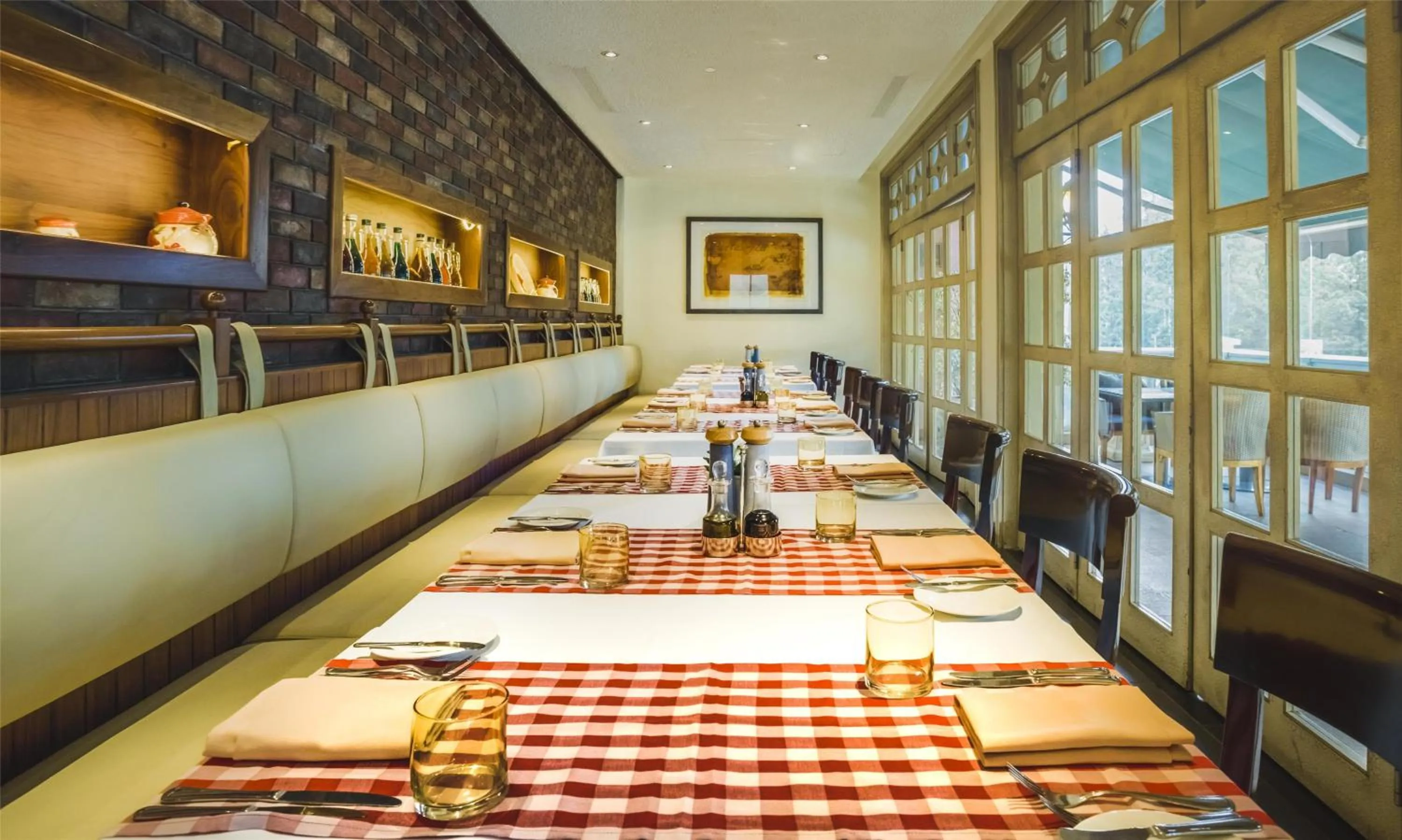 Breakfast in Villa Rosa Kempinski