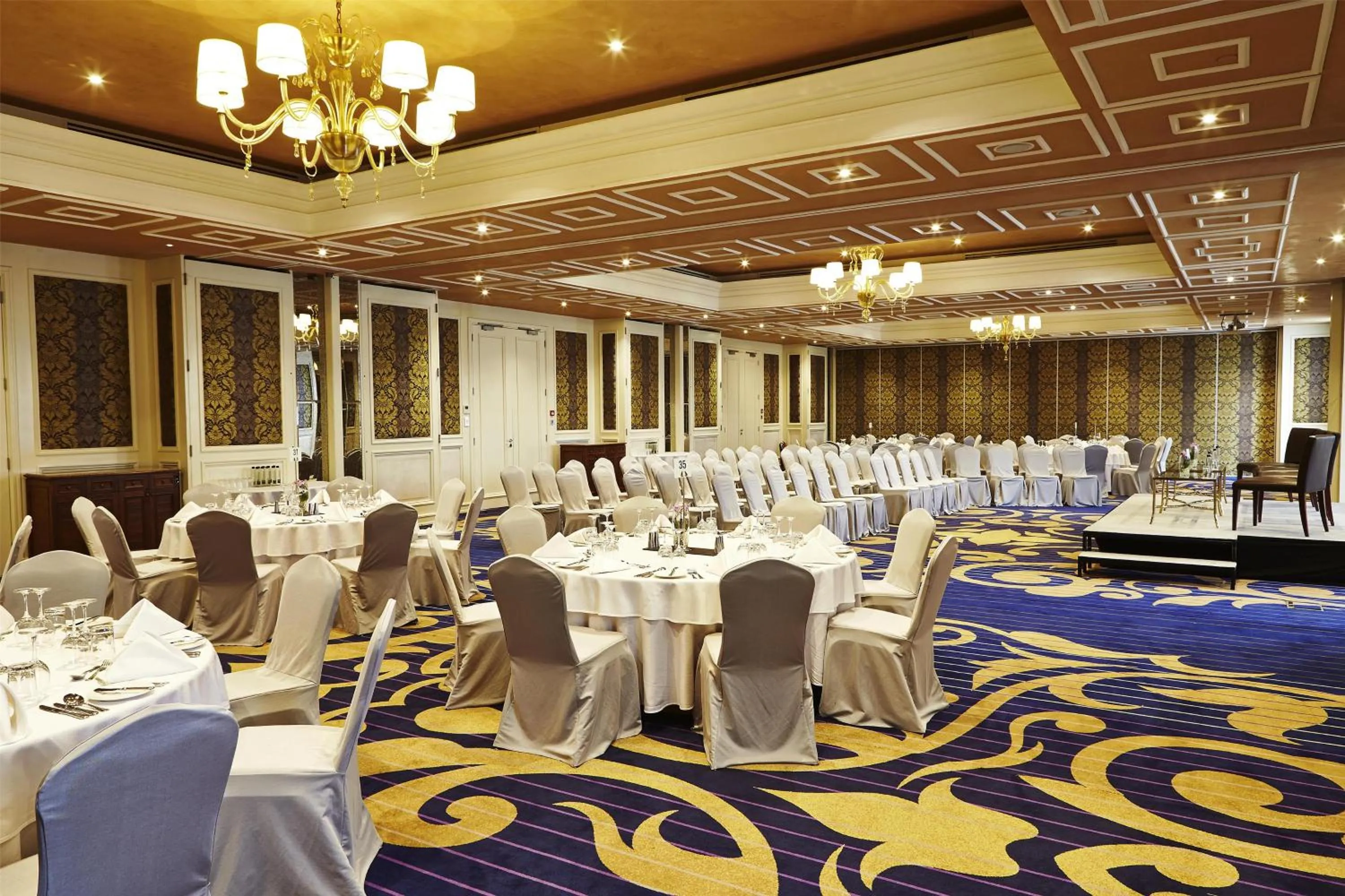 Meeting/conference room in Villa Rosa Kempinski