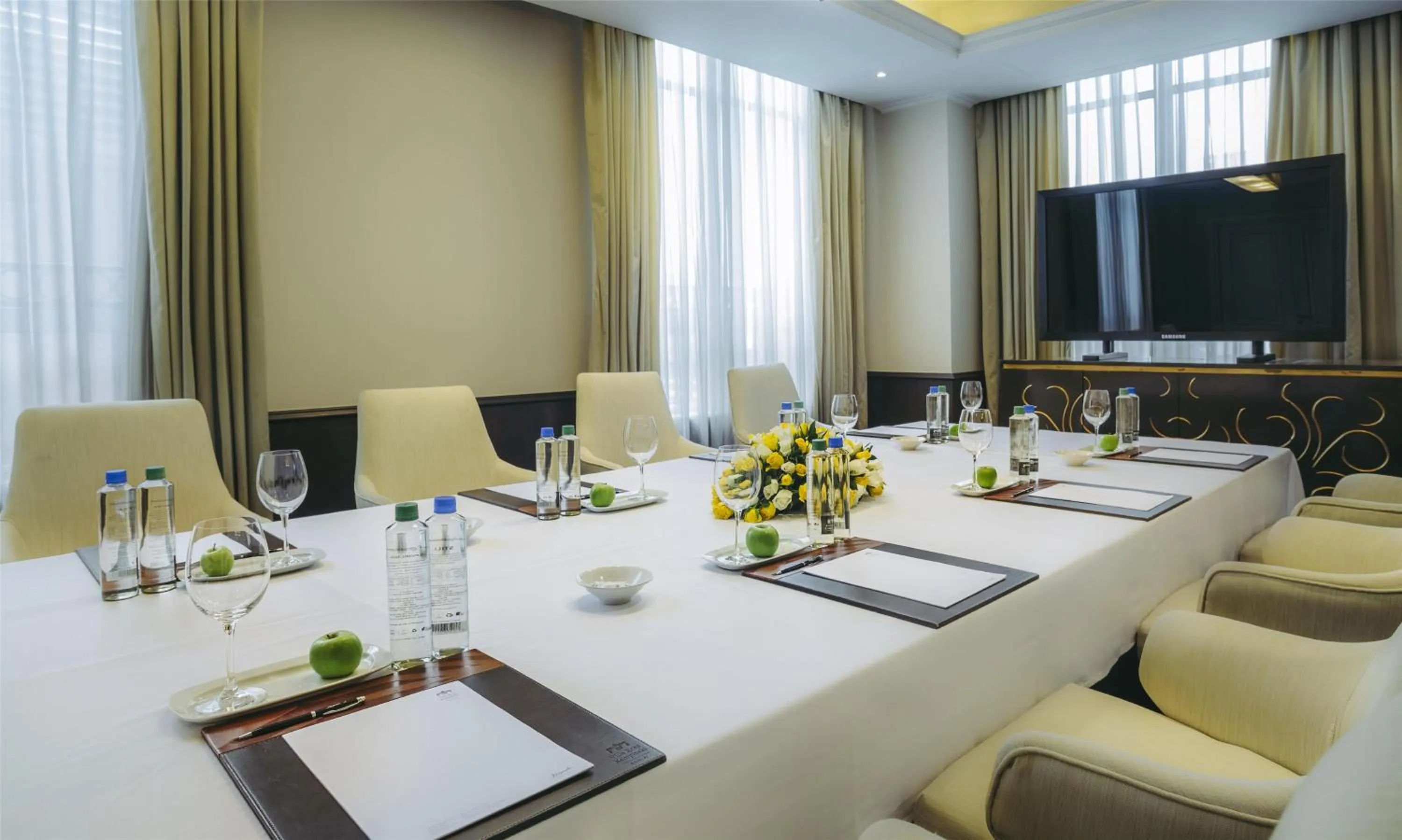 Meeting/conference room in Villa Rosa Kempinski