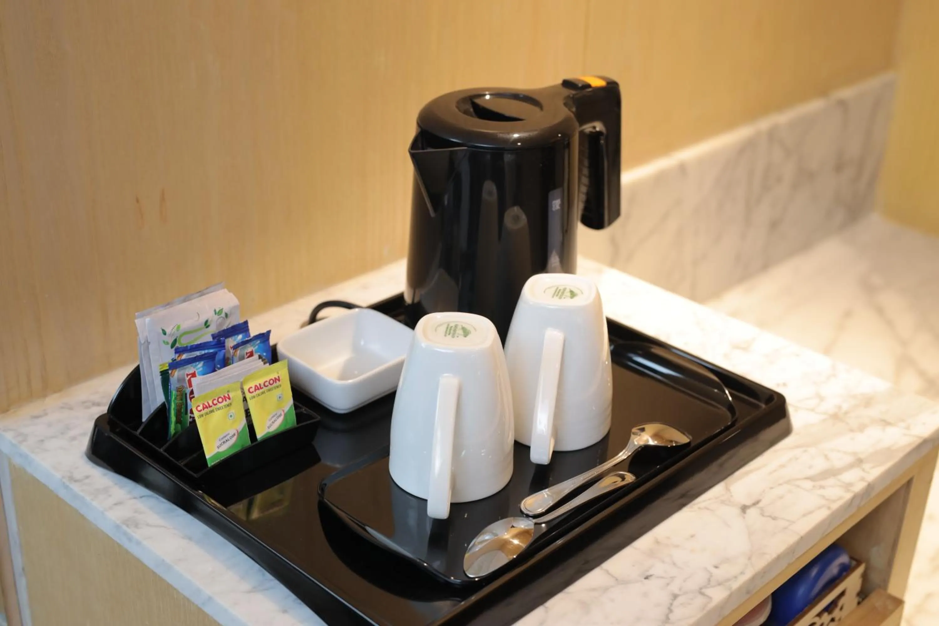 Coffee/tea facilities in Best Western Darbar