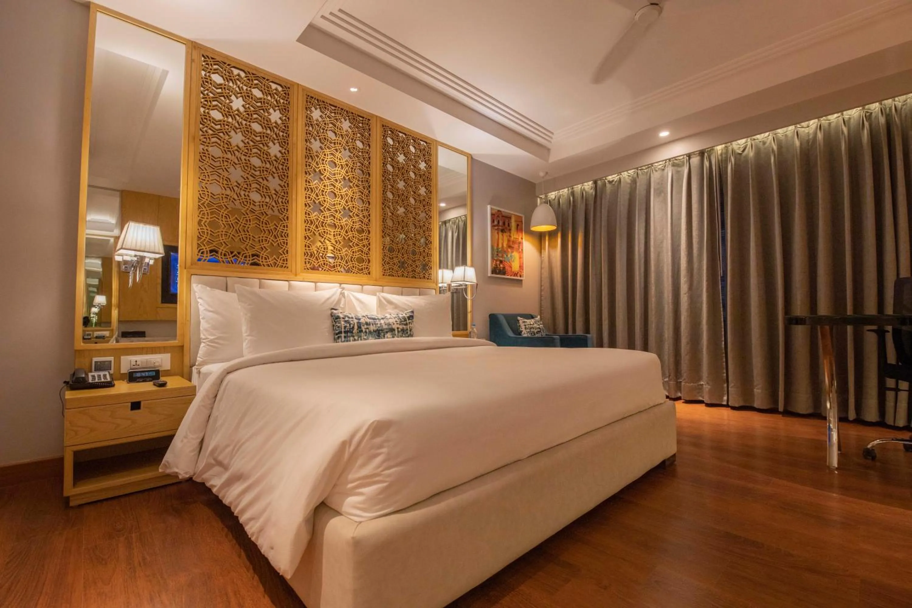 Bed in Best Western Darbar