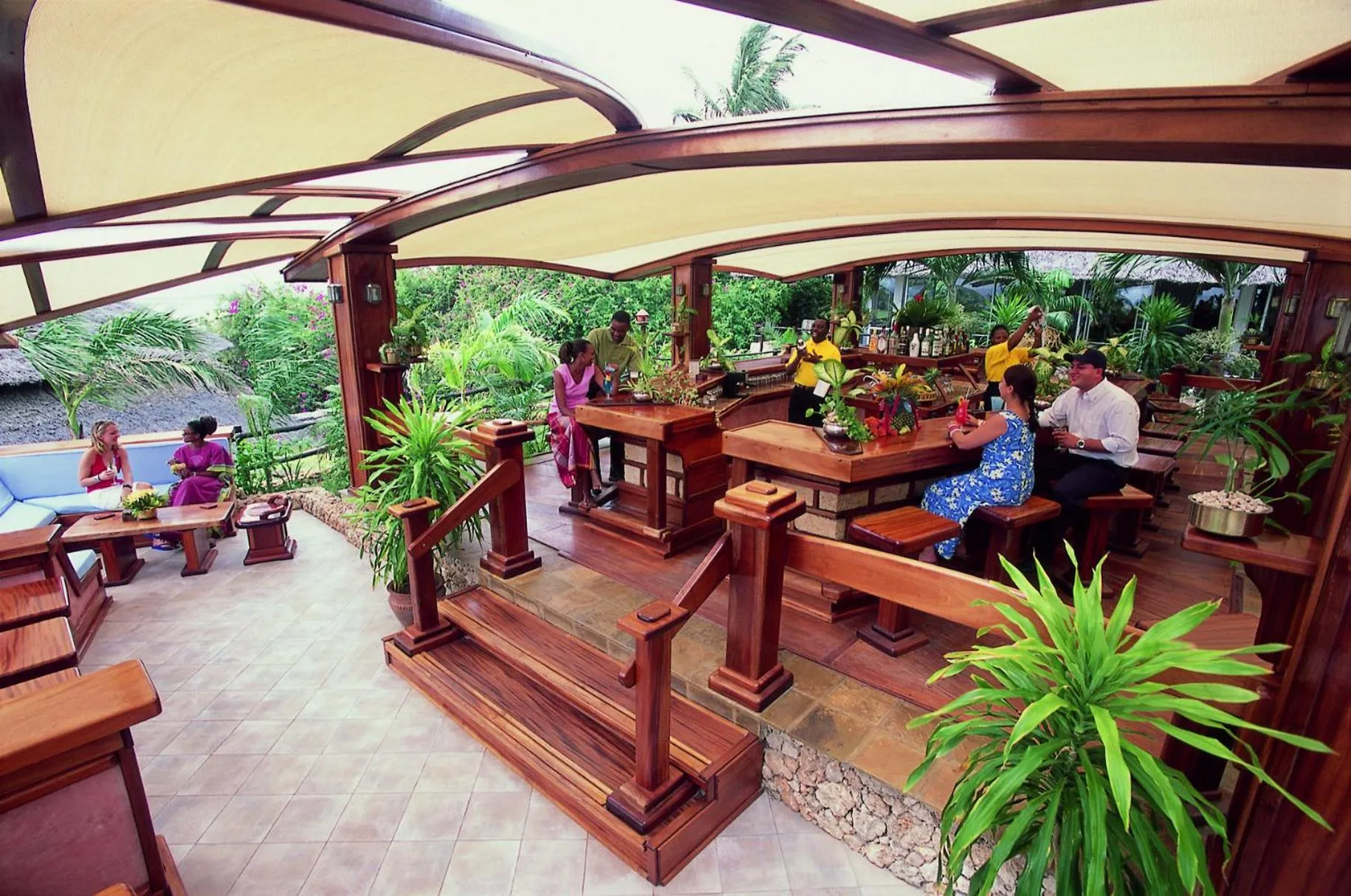 Lounge or bar in Leopard Beach Resort and Spa
