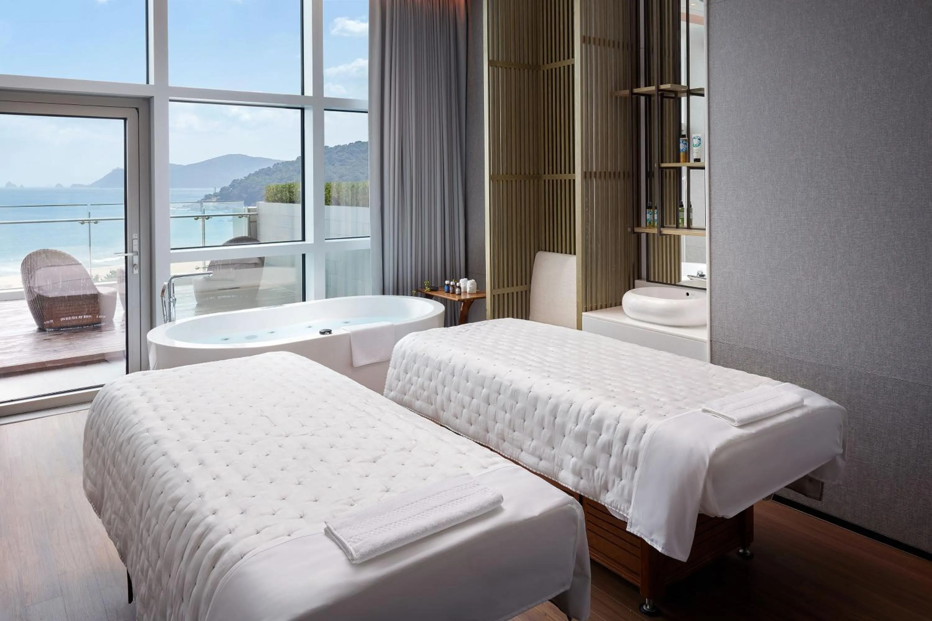 Spa and wellness centre/facilities, Bed in Signiel Busan