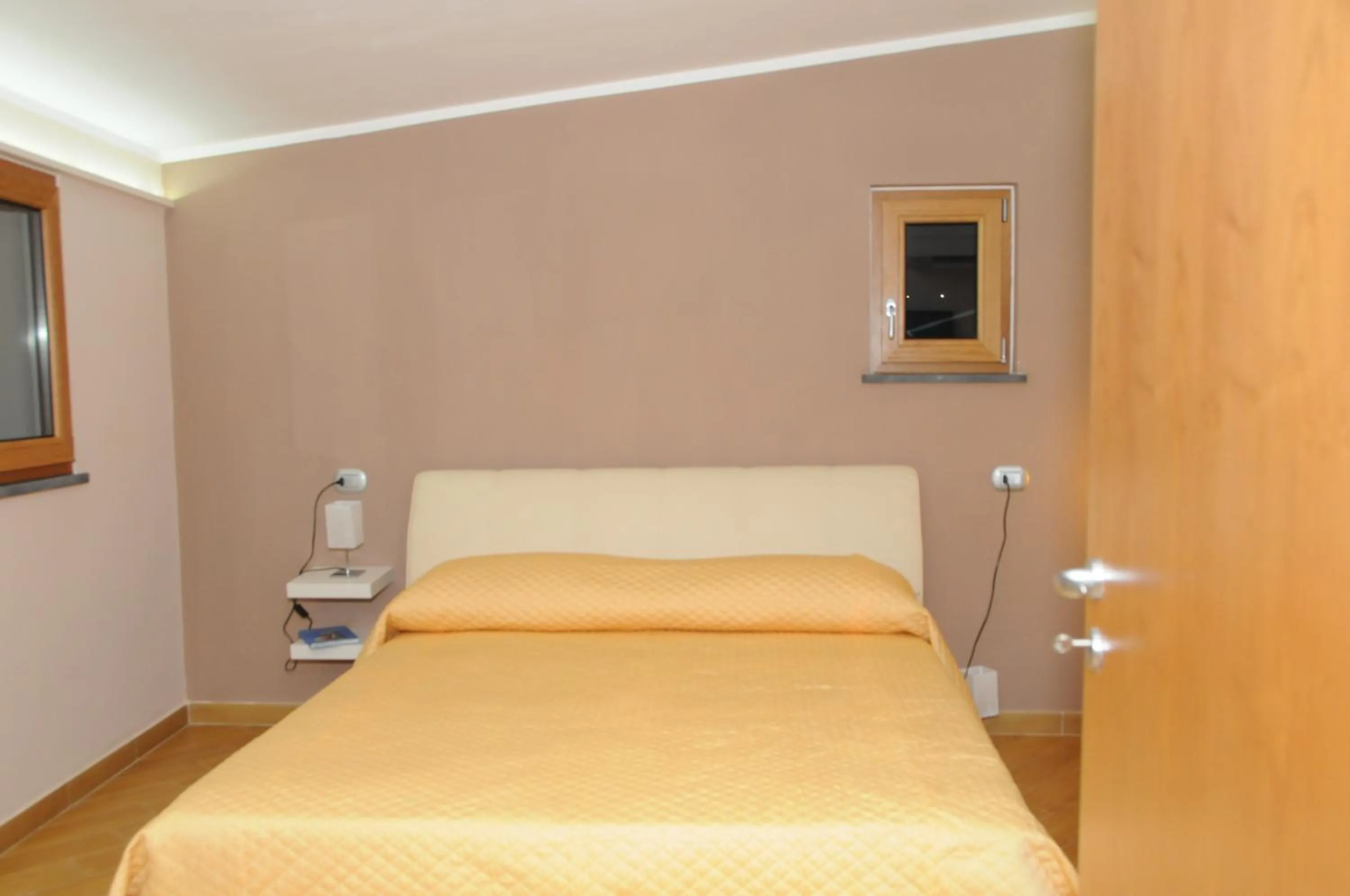 Bedroom, Bed in Casa Vacanze Li Galli