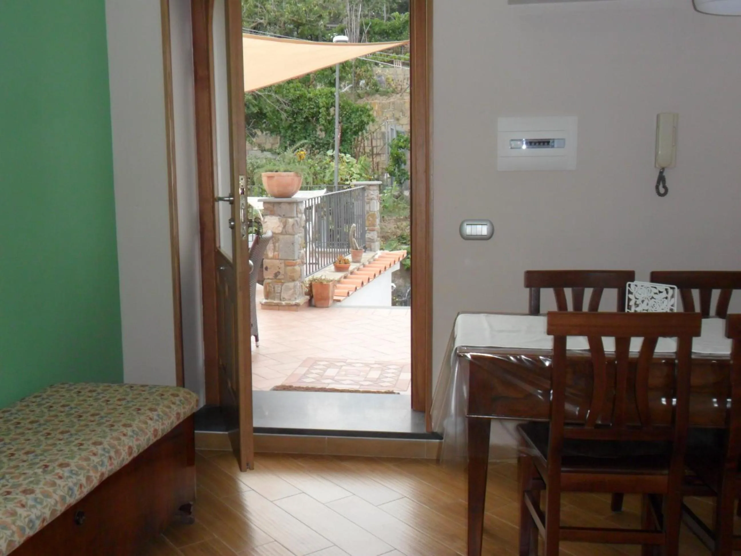 Dining area in Casa Vacanze Li Galli