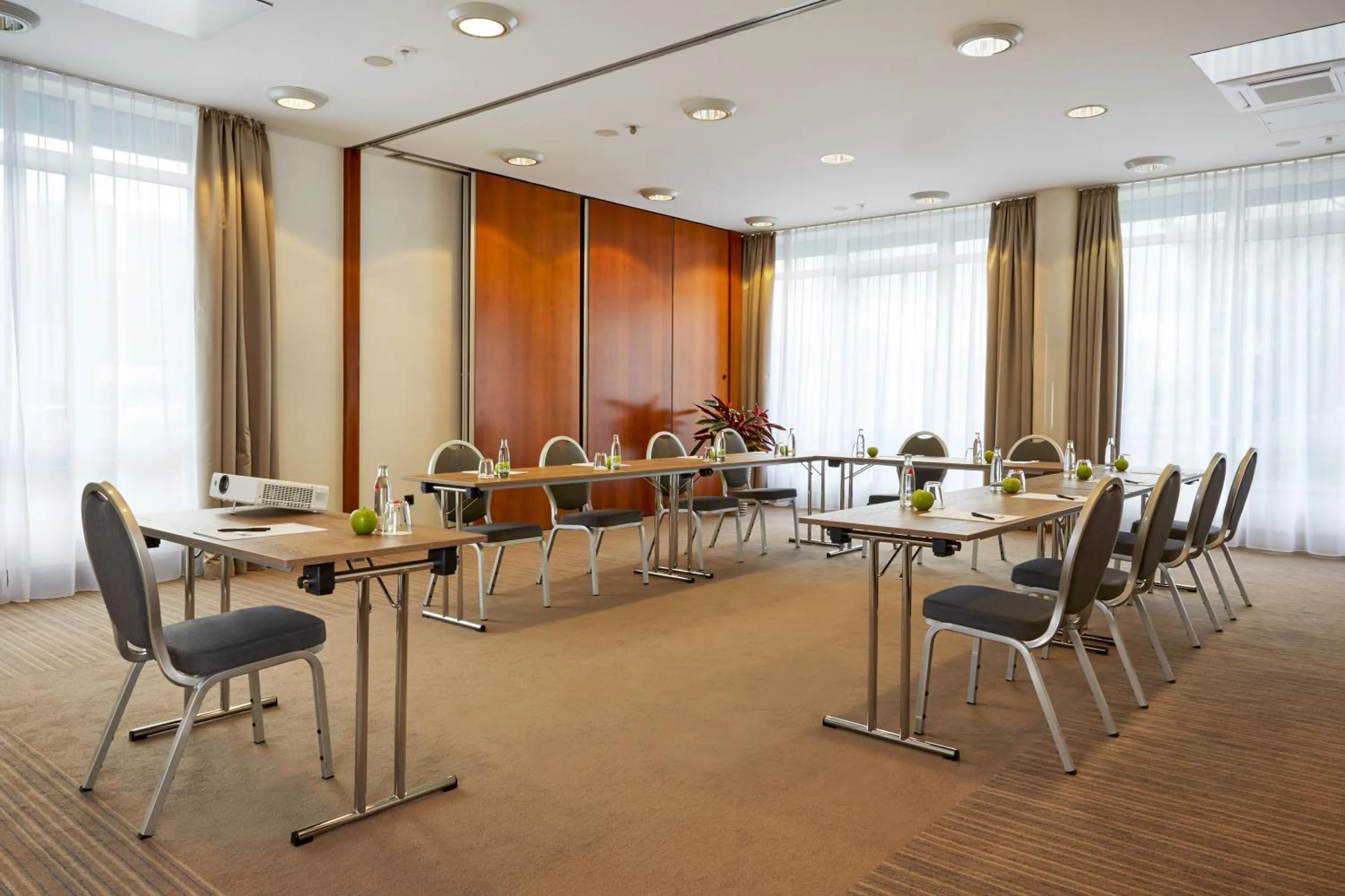 Banquet/Function facilities in H+ Hotel Stuttgart Herrenberg