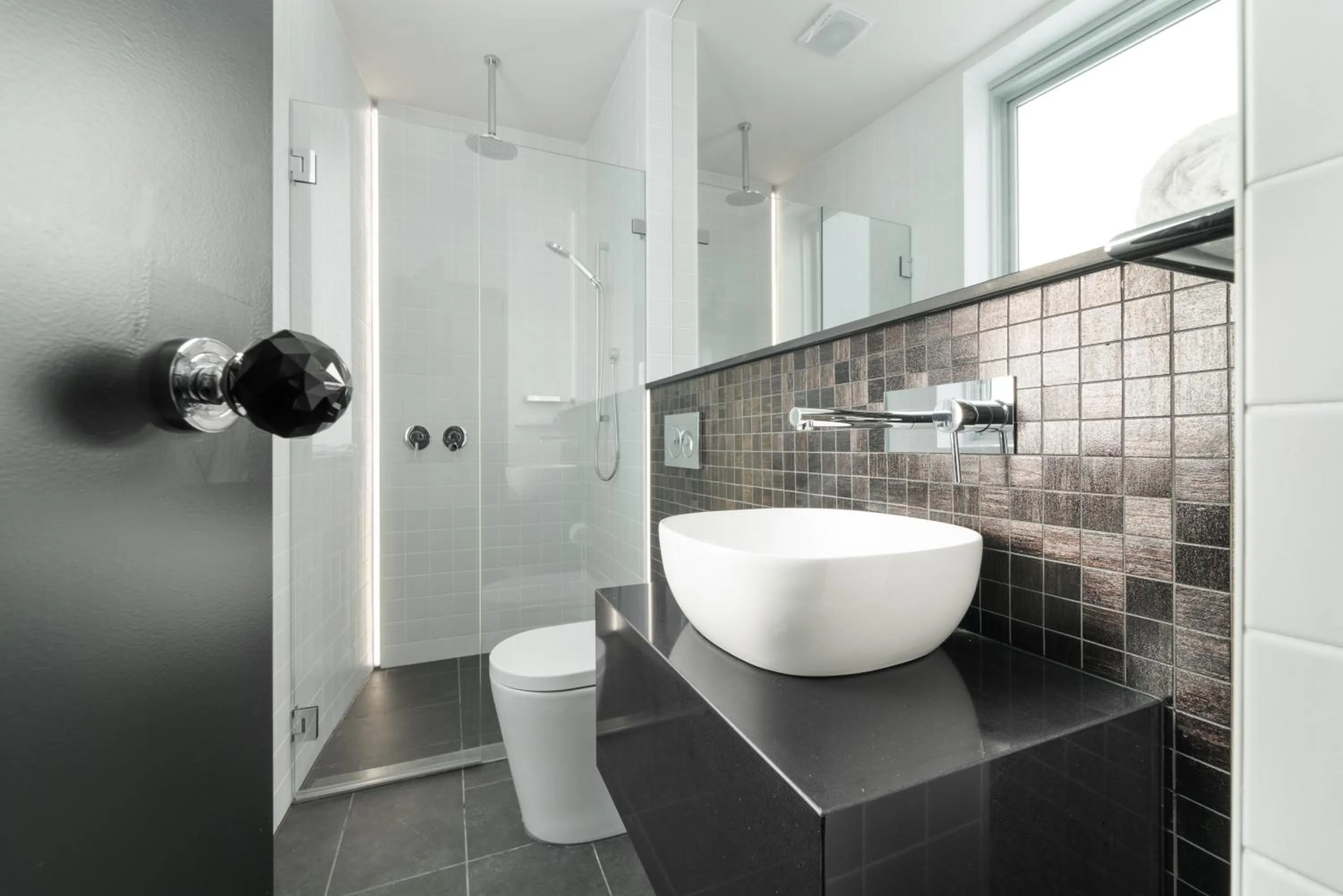 Shower in Spice On Broadway