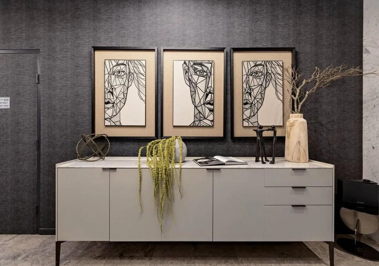 Lobby or reception in Spice On Broadway