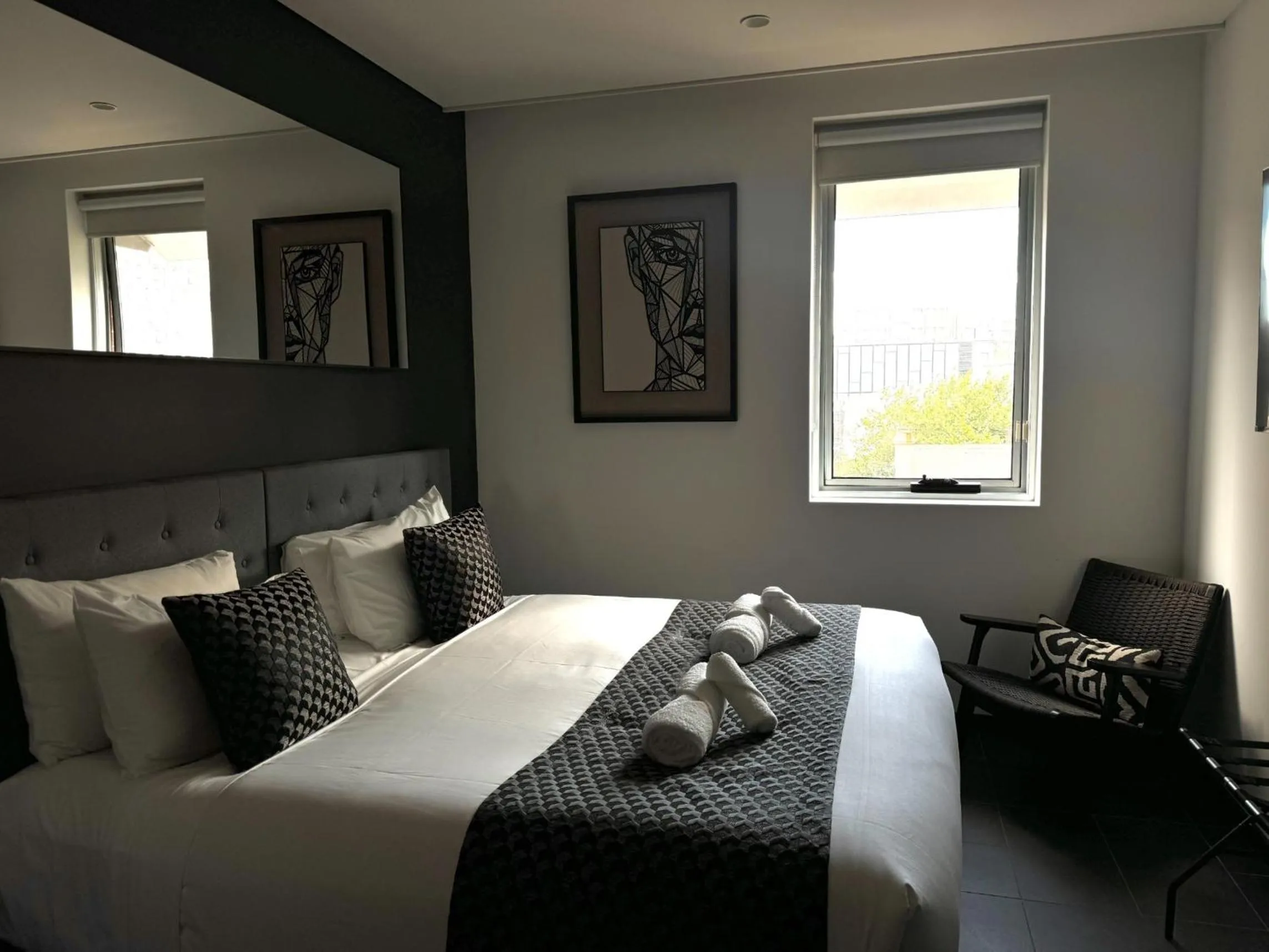 Bedroom, Bed in Spice On Broadway