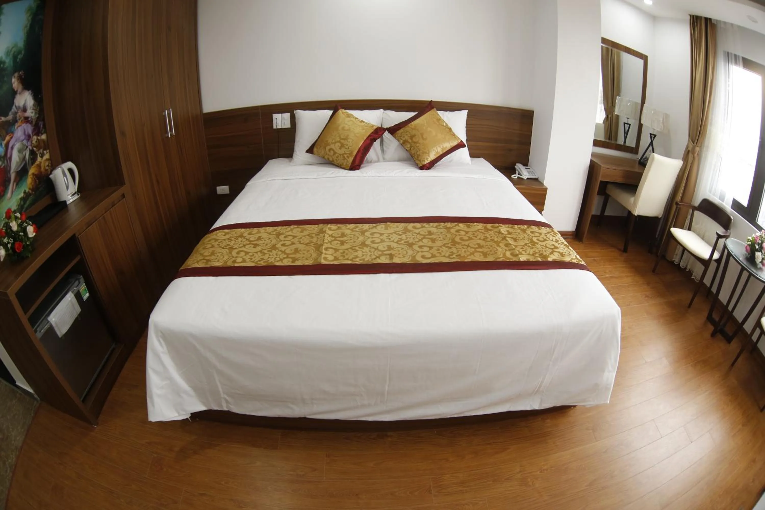 Bed in Bảo Ngọc Diamond Hotel