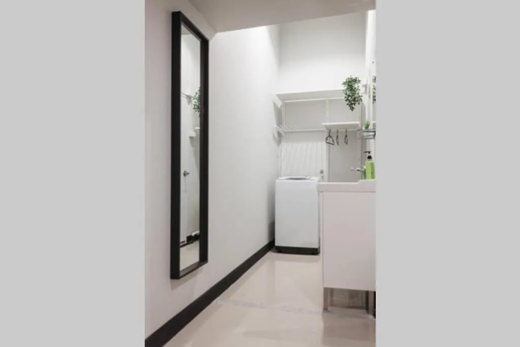 S1 Large Duplex Silom 3 Beds, Full Kitchen WIFI