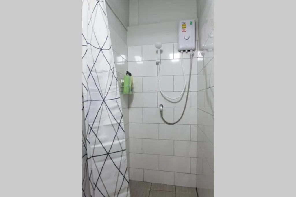 S1 Large Duplex Silom 3 Beds, Full Kitchen WIFI