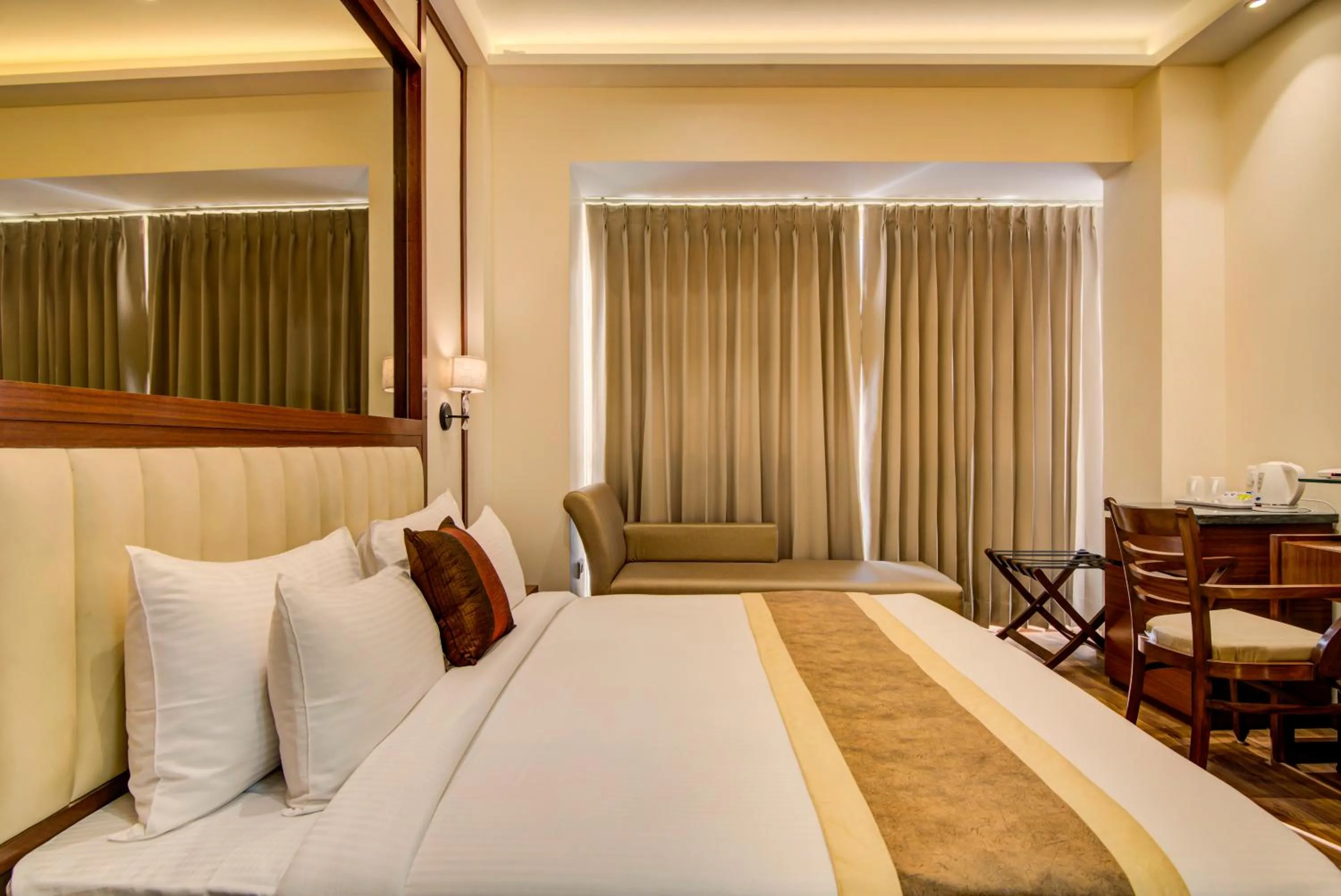 Bed in Amritara Sadka Amritsar