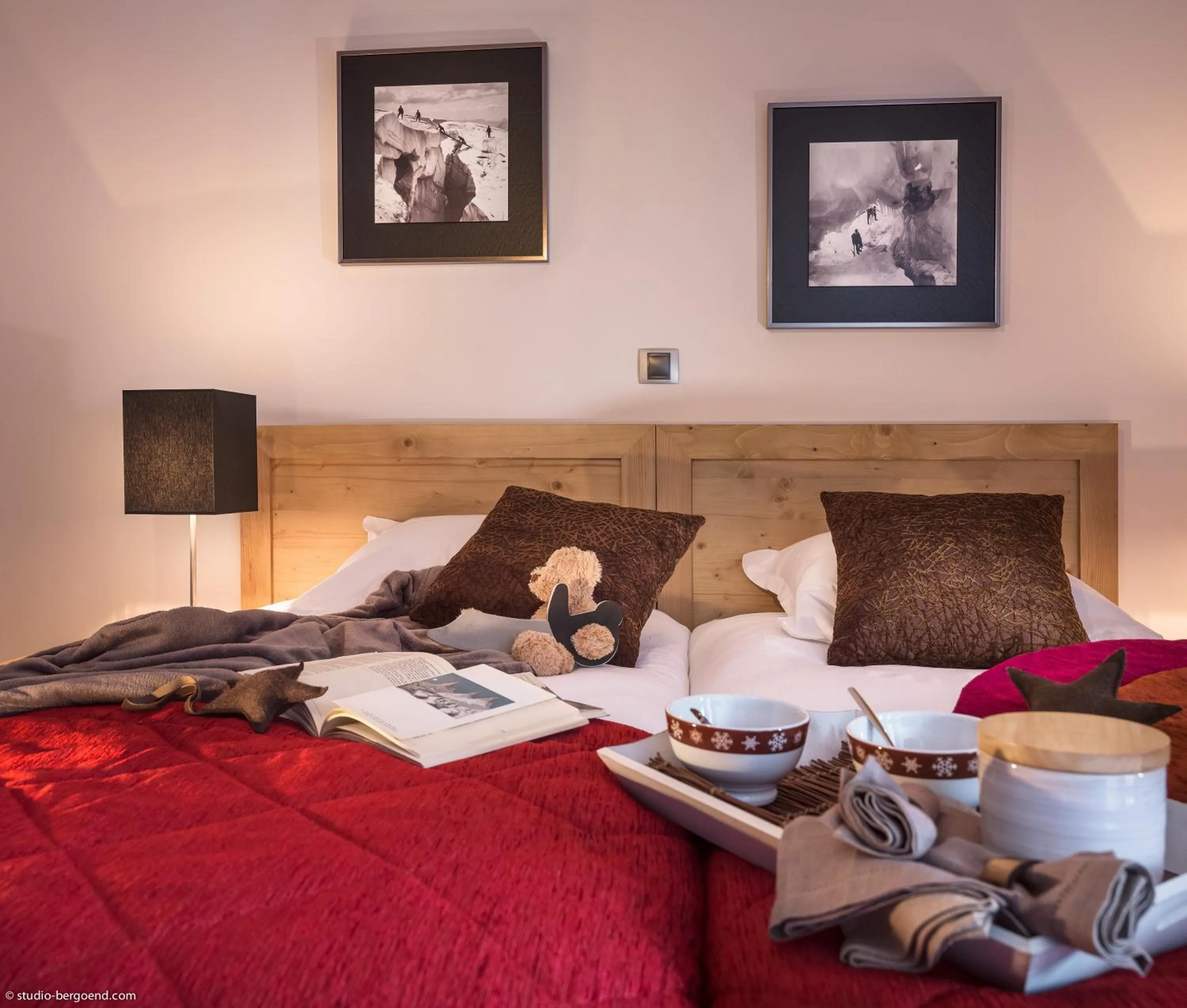 Bed in CGH Résidences & Spas Kalinda