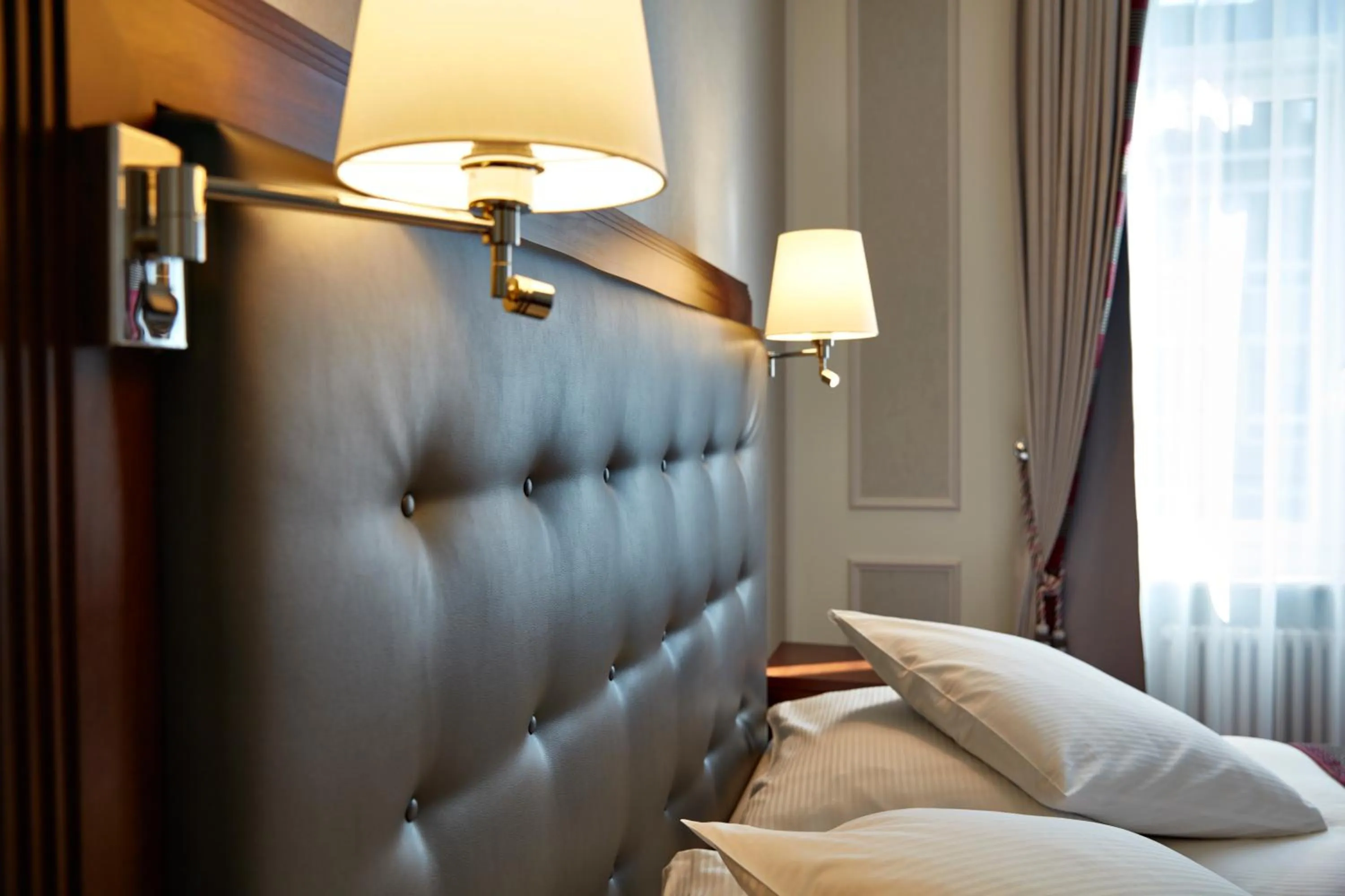 Bed in The Dufour by Hotel Schweizerhof Zürich