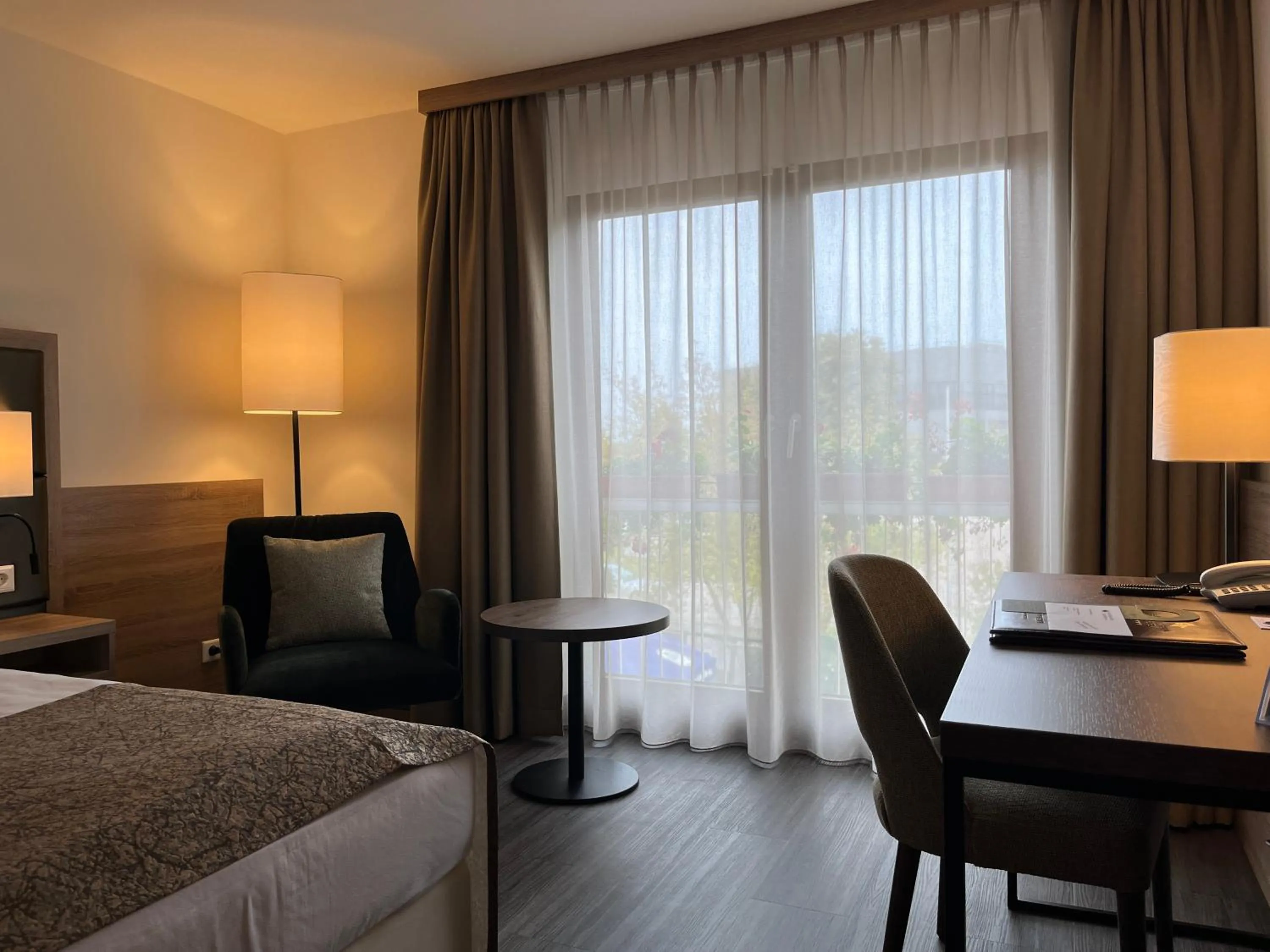 Photo of the whole room, Bed in Flair Park Hotel Ilshofen