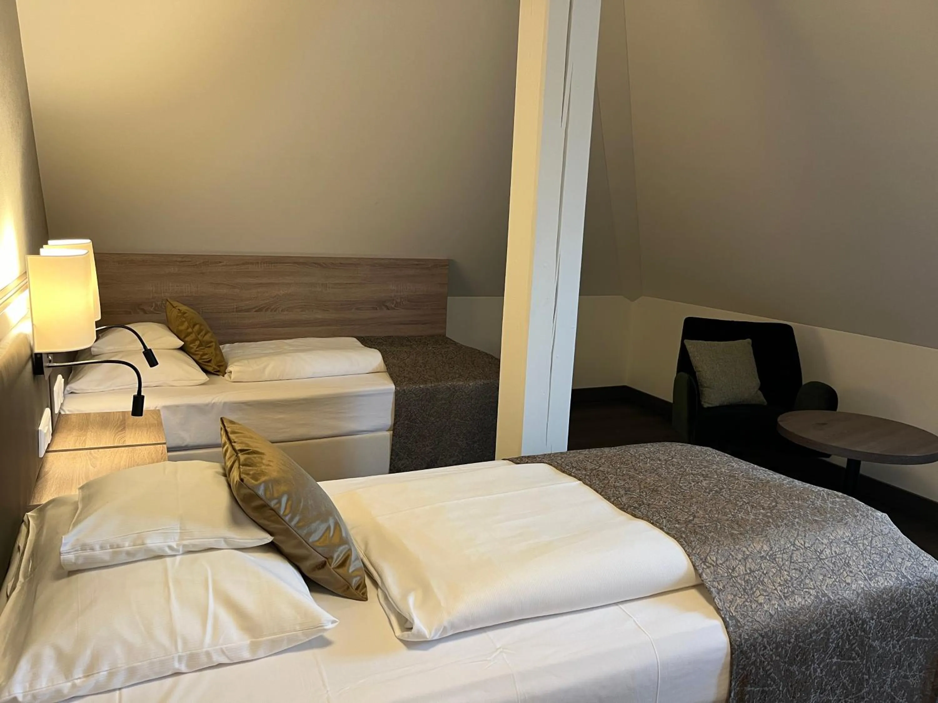 Photo of the whole room, Bed in Flair Park Hotel Ilshofen