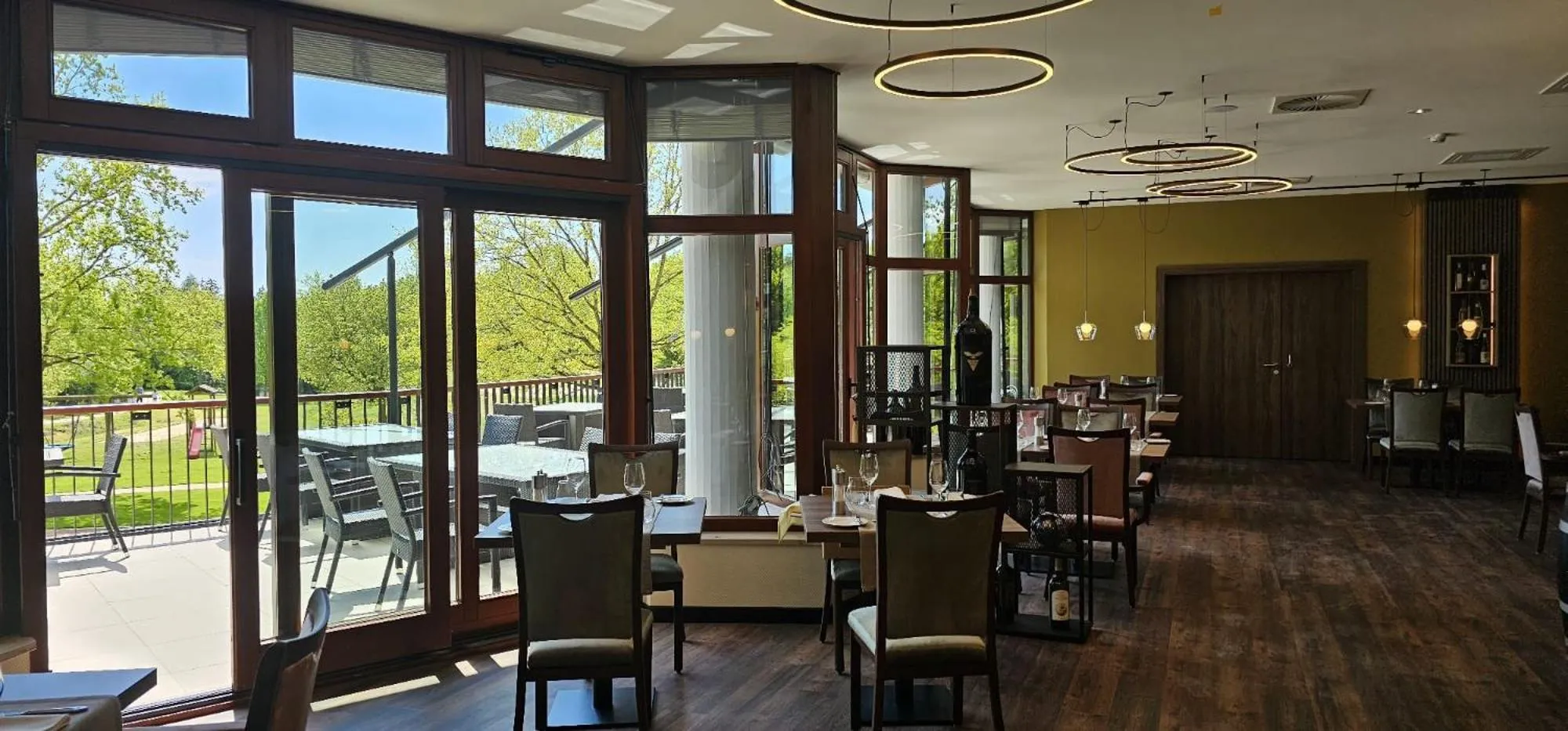 Restaurant/places to eat in Flair Park Hotel Ilshofen