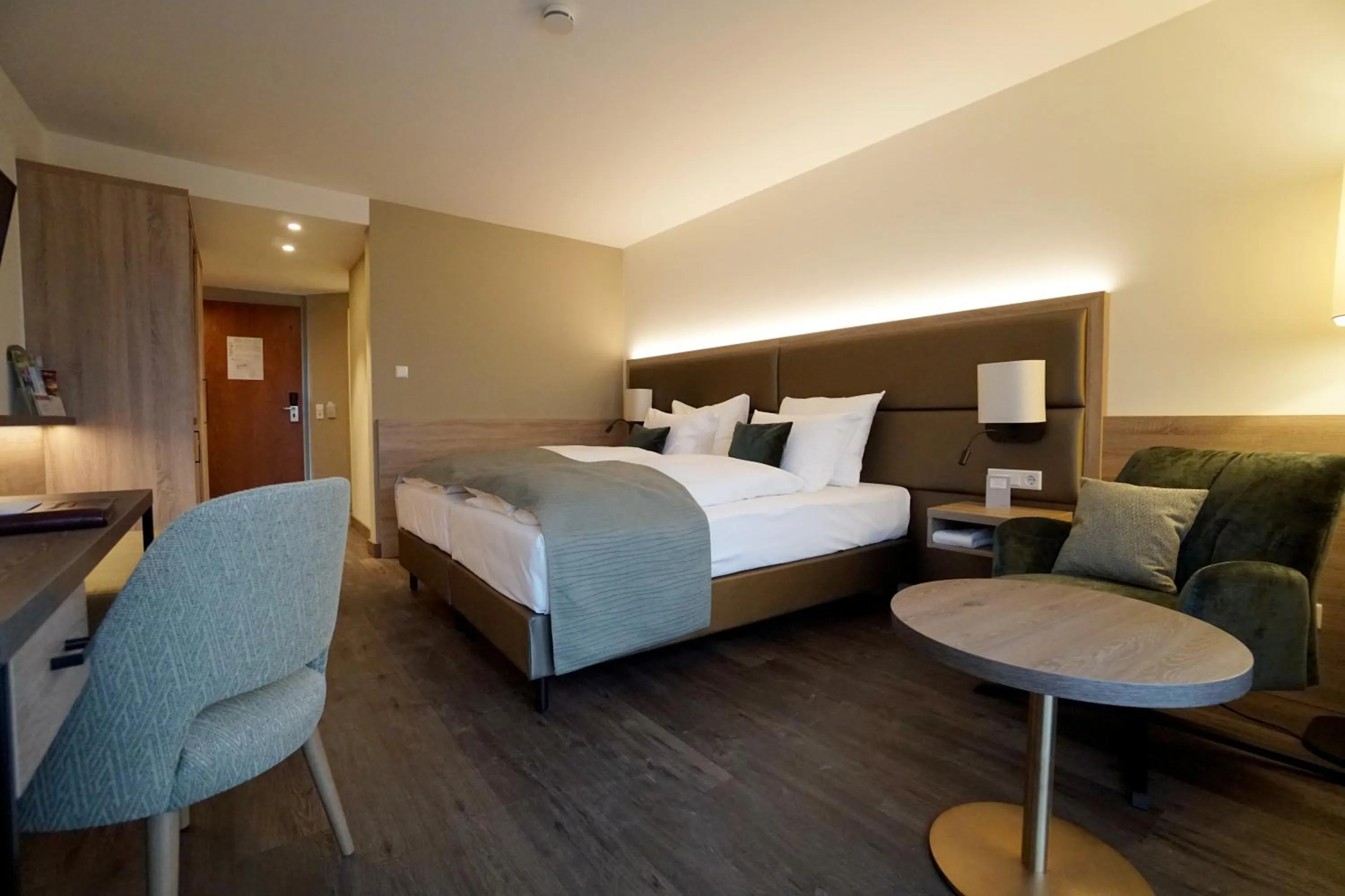 Photo of the whole room, Bed in Flair Park Hotel Ilshofen