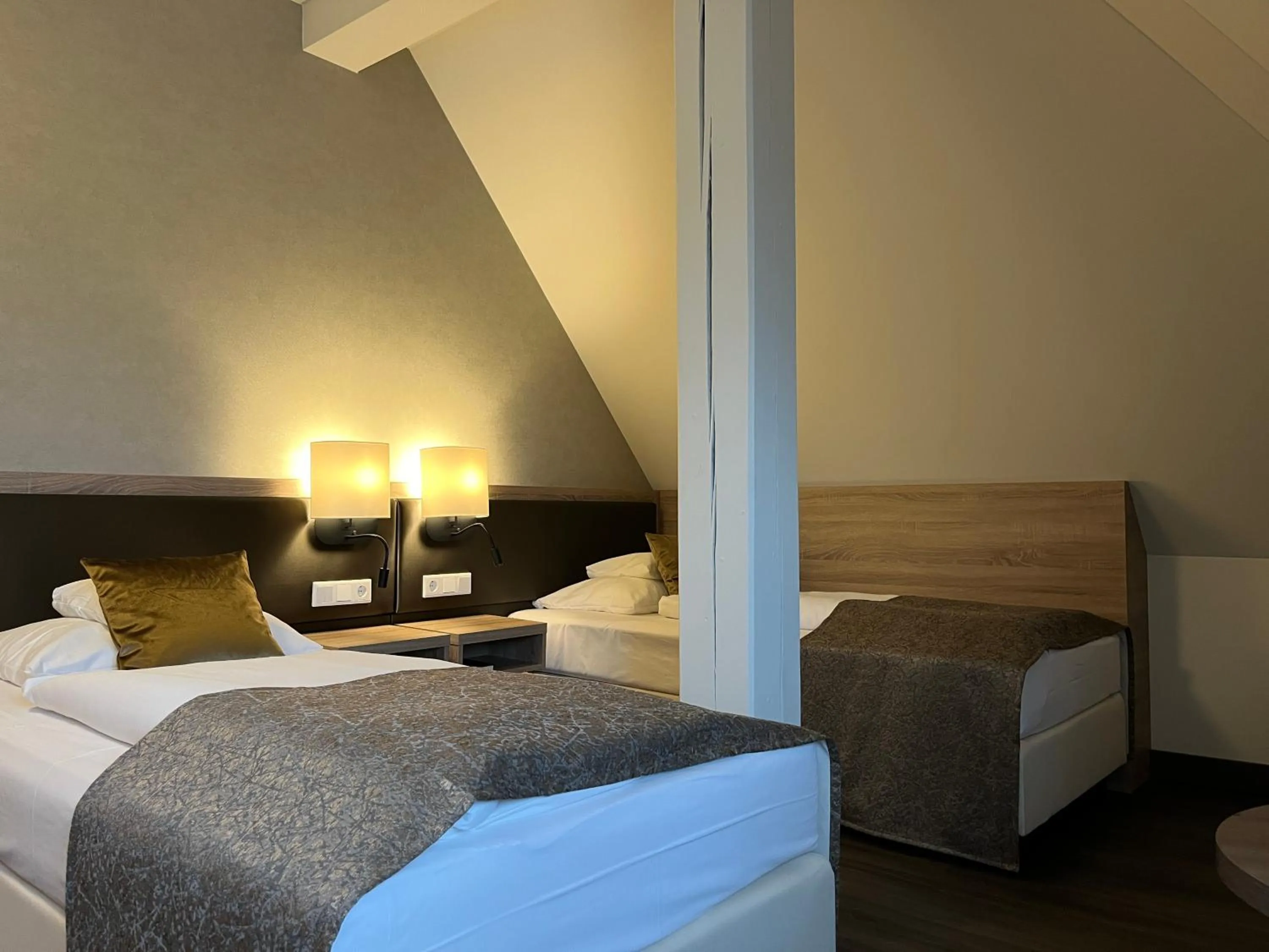 Photo of the whole room, Bed in Flair Park Hotel Ilshofen