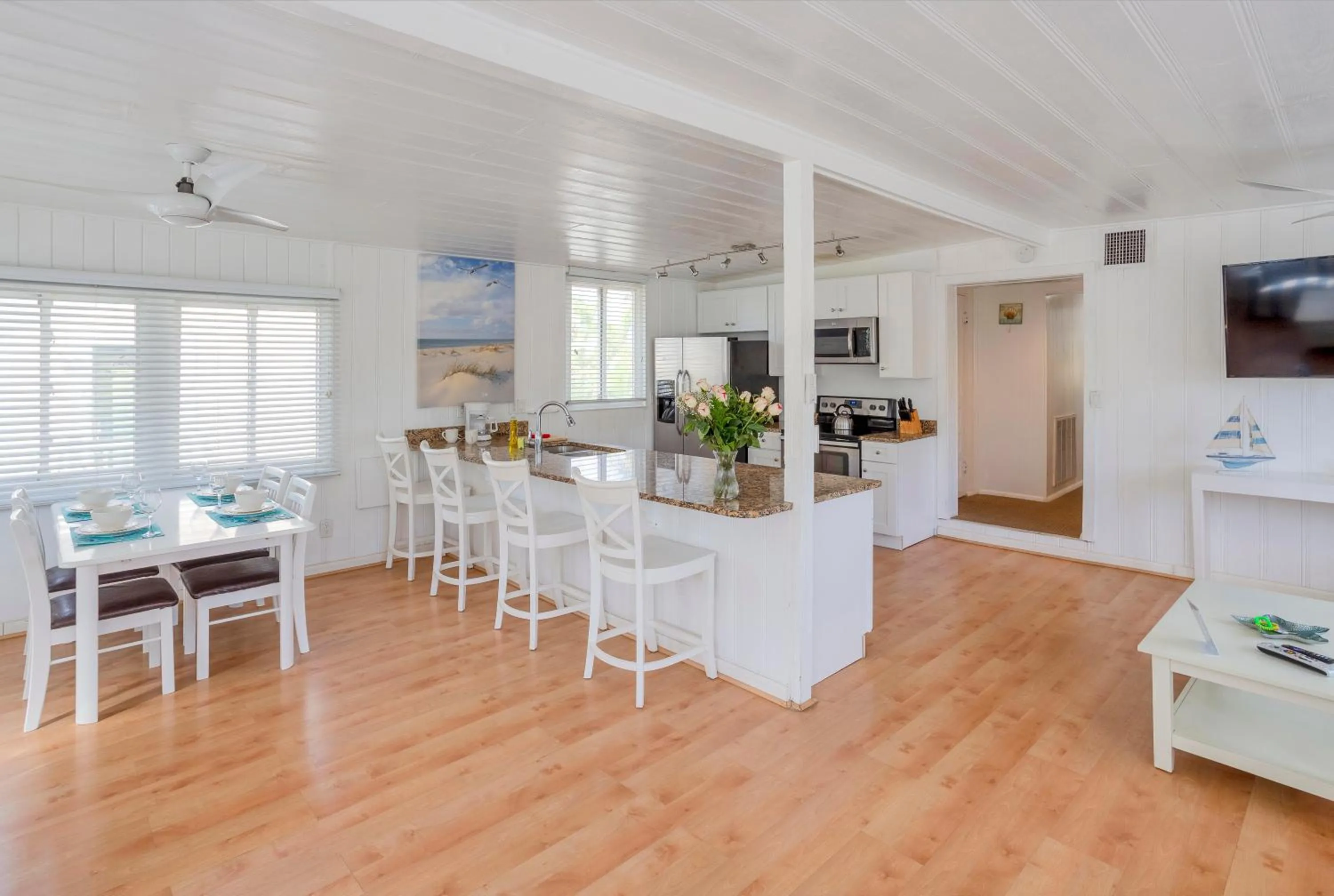 TV and multimedia in Twins Inn & Apartments