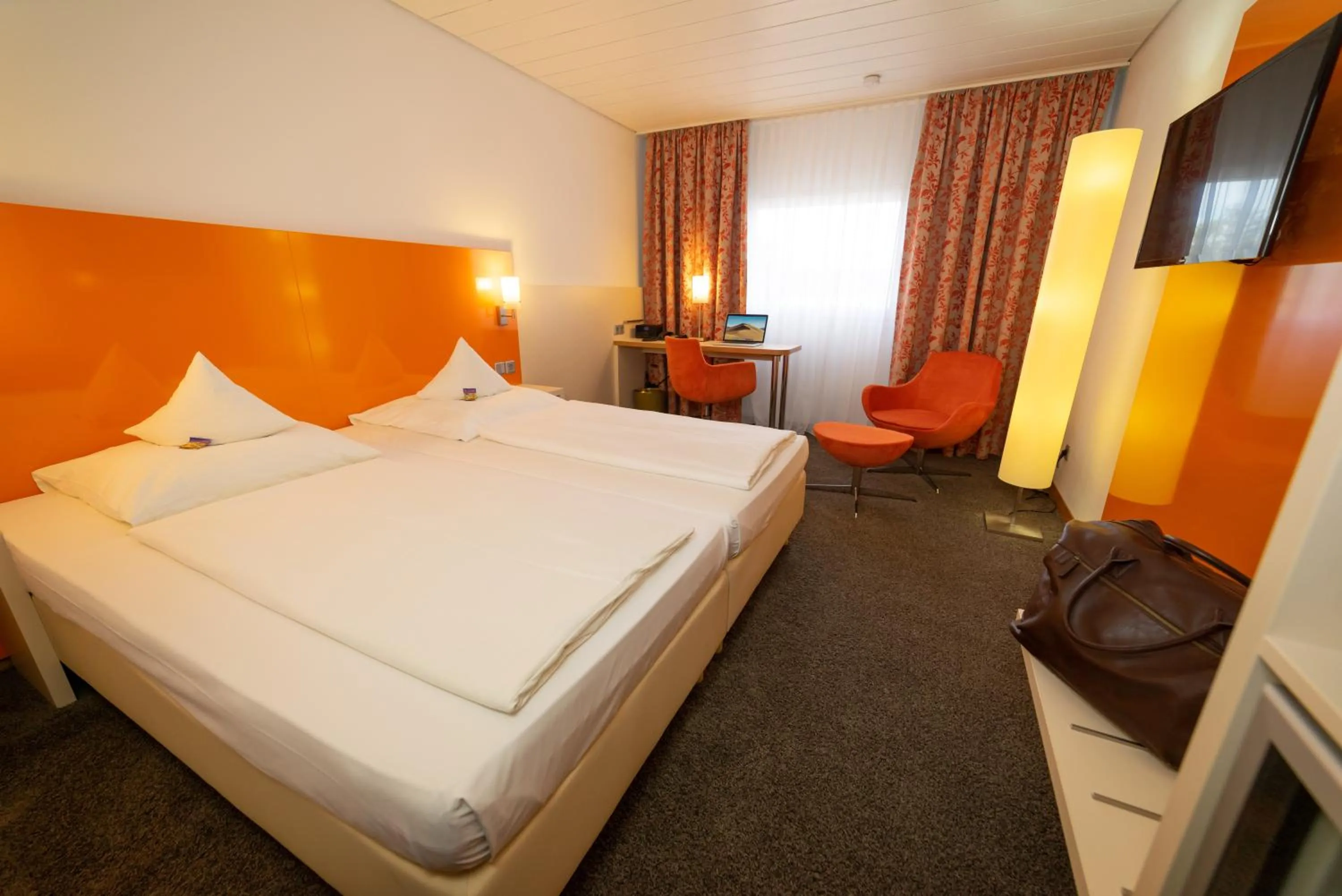 Bed in Stadt-gut-Hotel Filderhotel