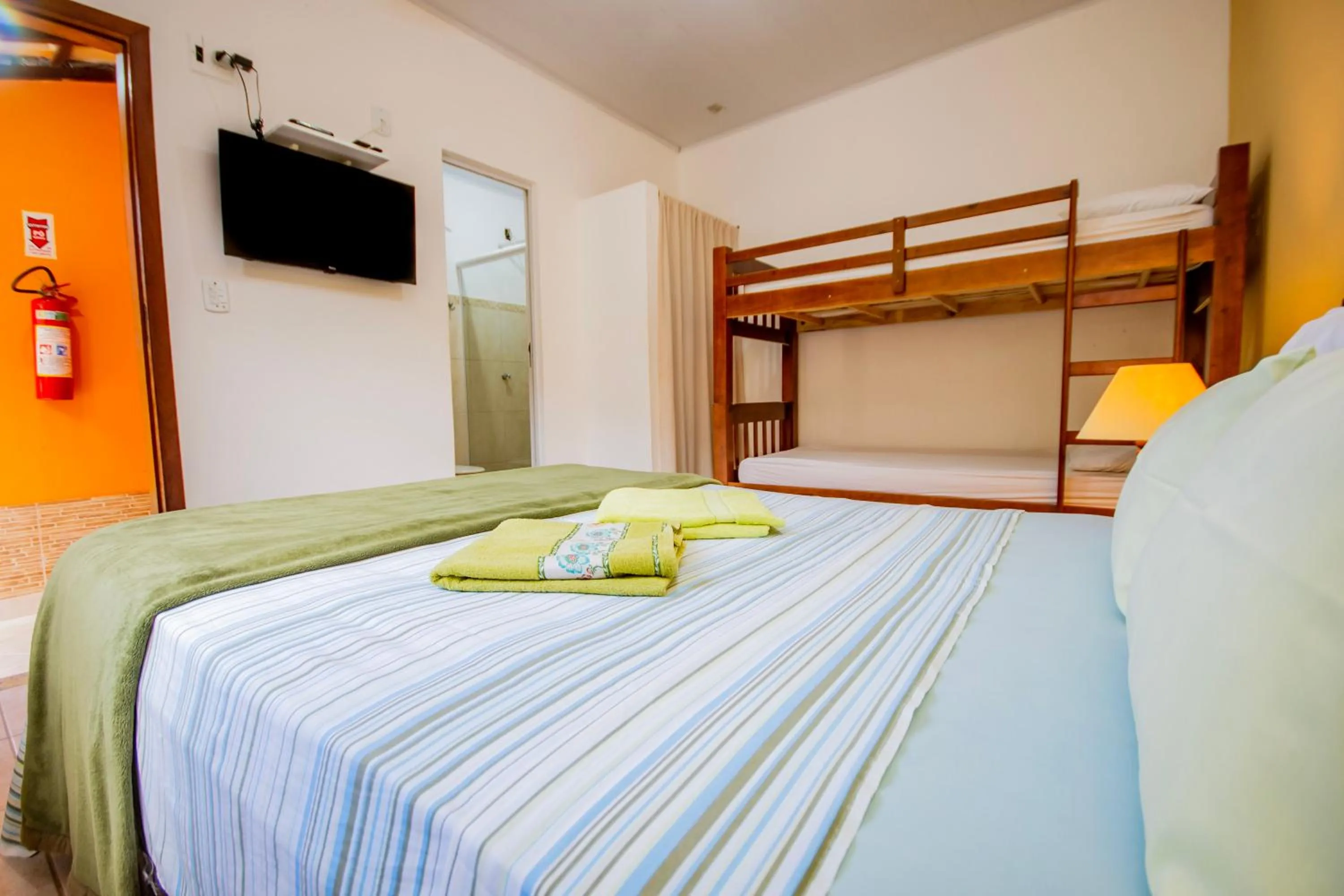 bunk bed, Bed in Pousada Quatro Estações Paraty