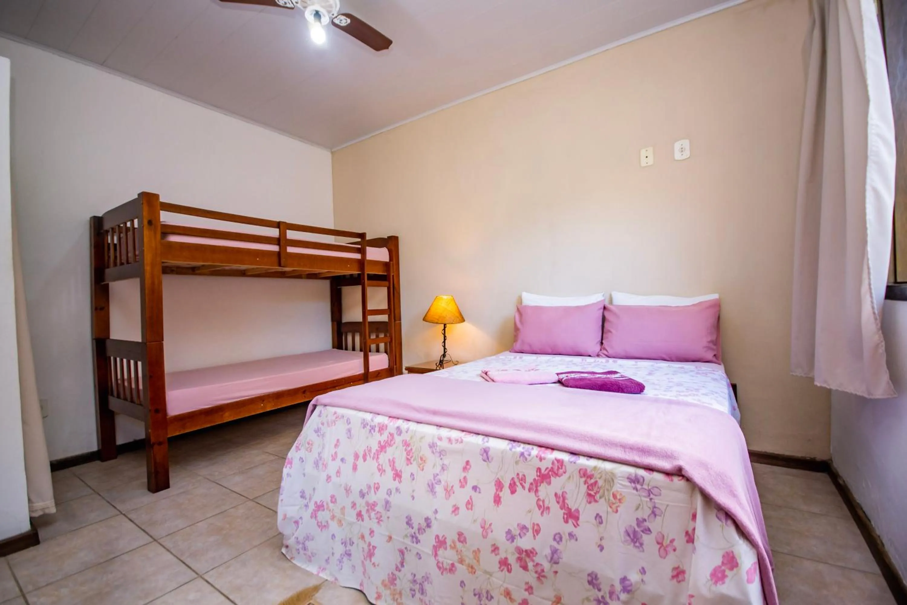 Bed in Pousada Quatro Estações Paraty