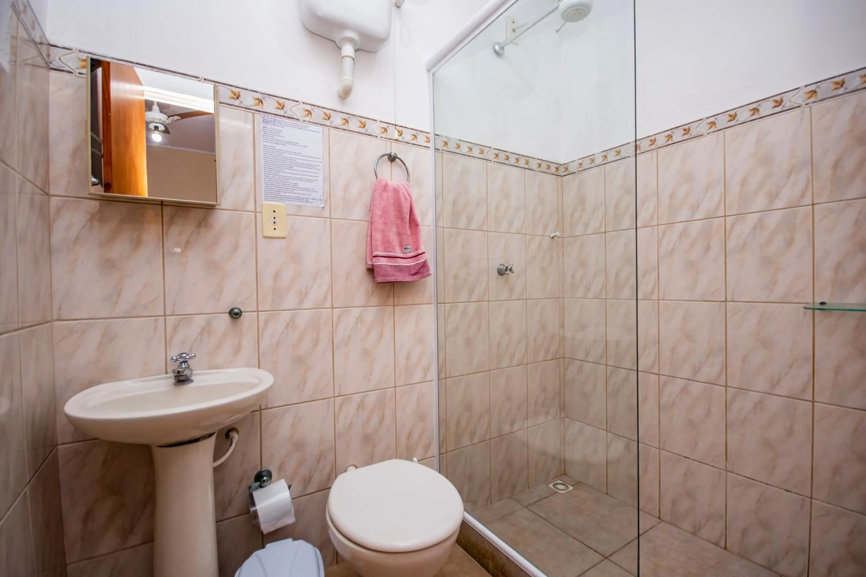 Bathroom in Pousada Quatro Estações Paraty