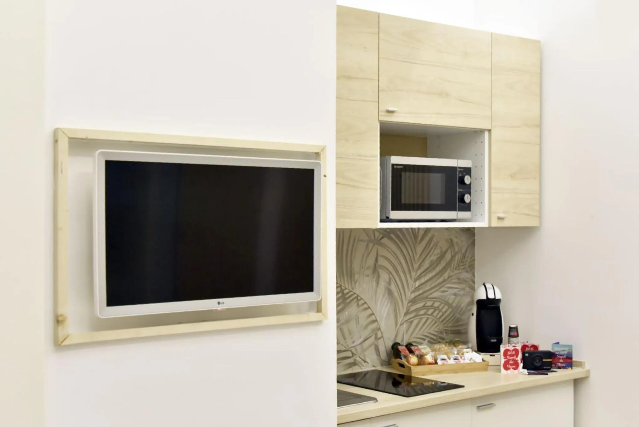 TV and multimedia in B&b Napoli da vivere