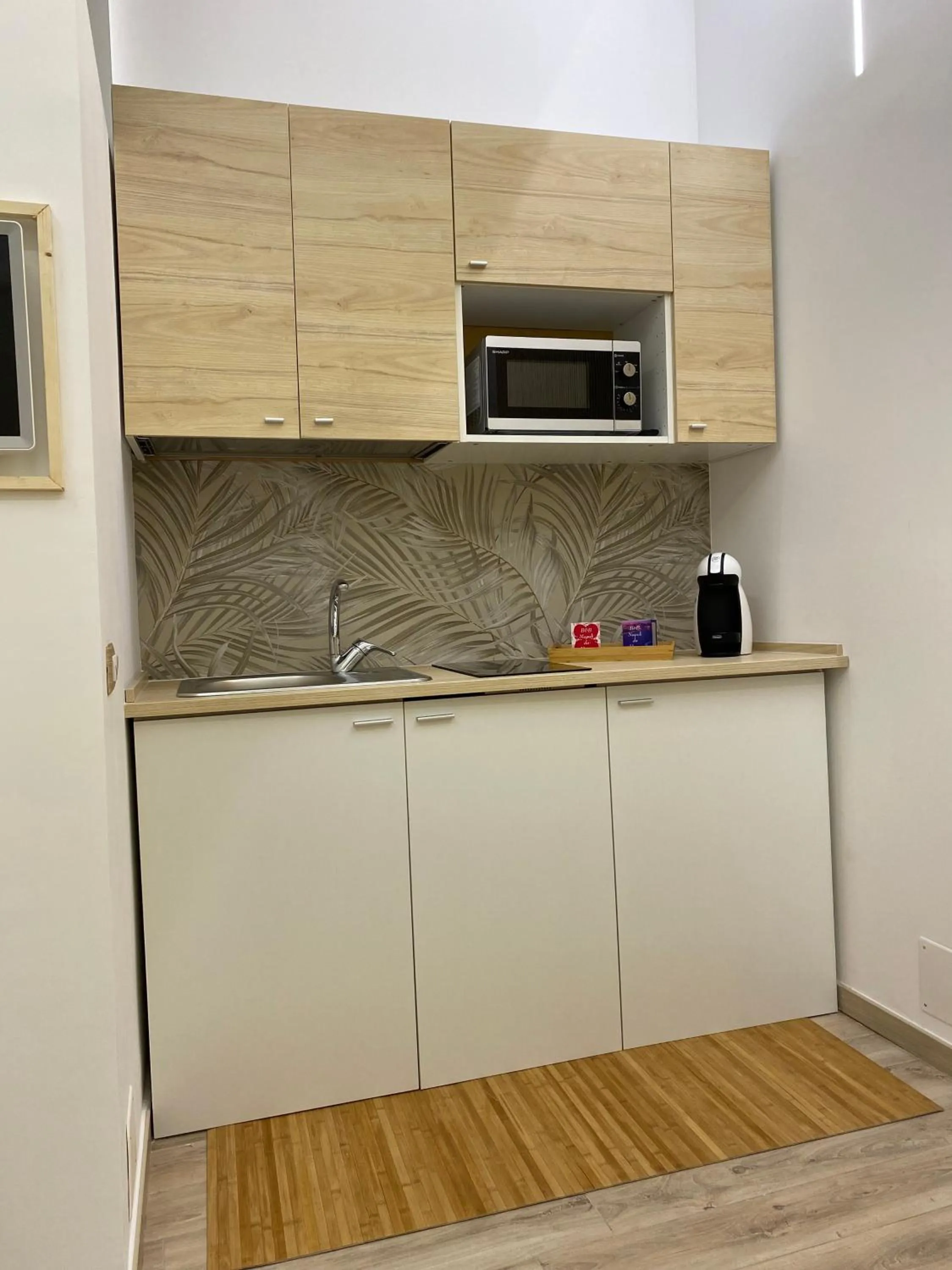 Kitchen or kitchenette in B&b Napoli da vivere