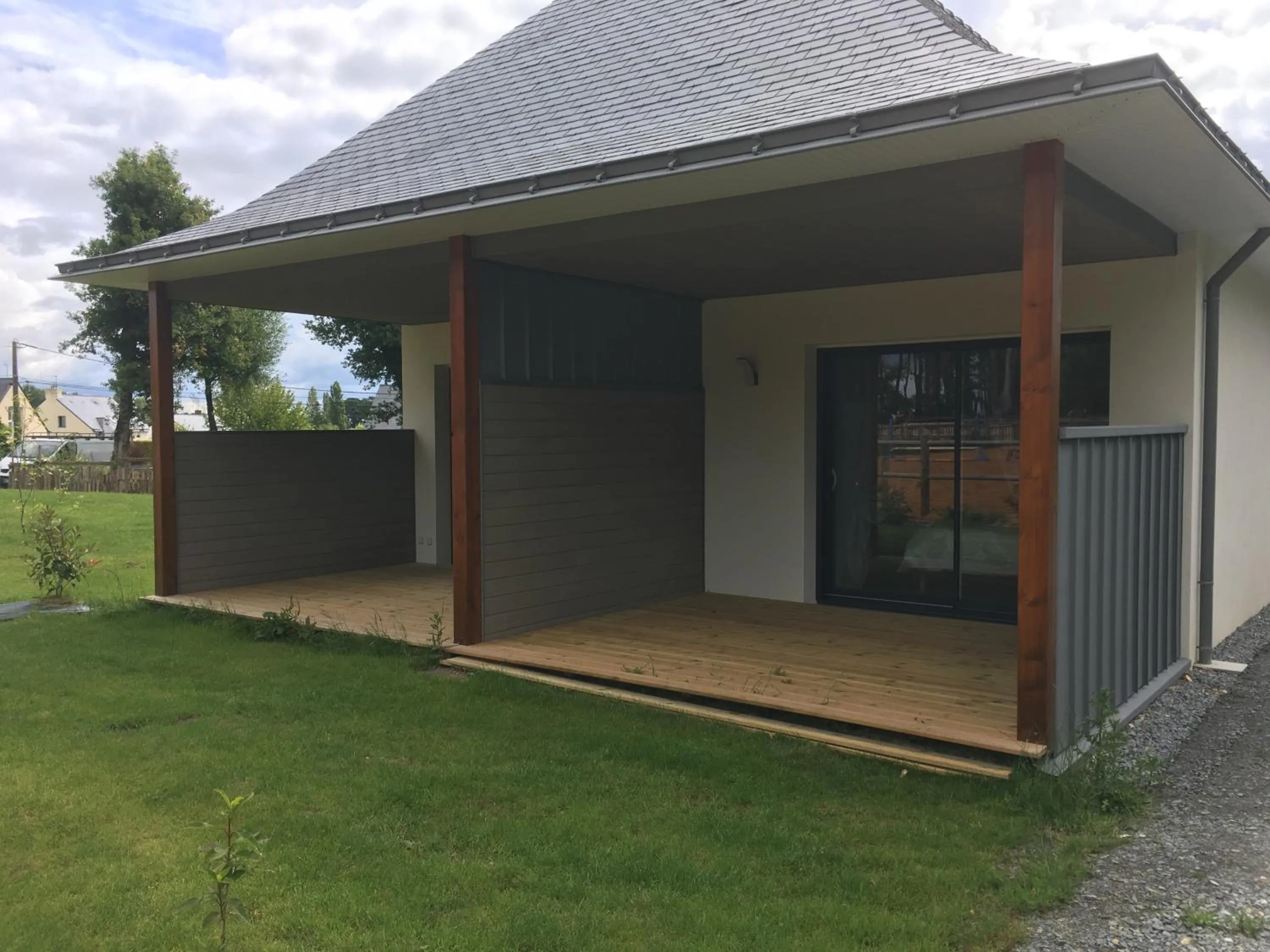 Property building in L'échappée Saline