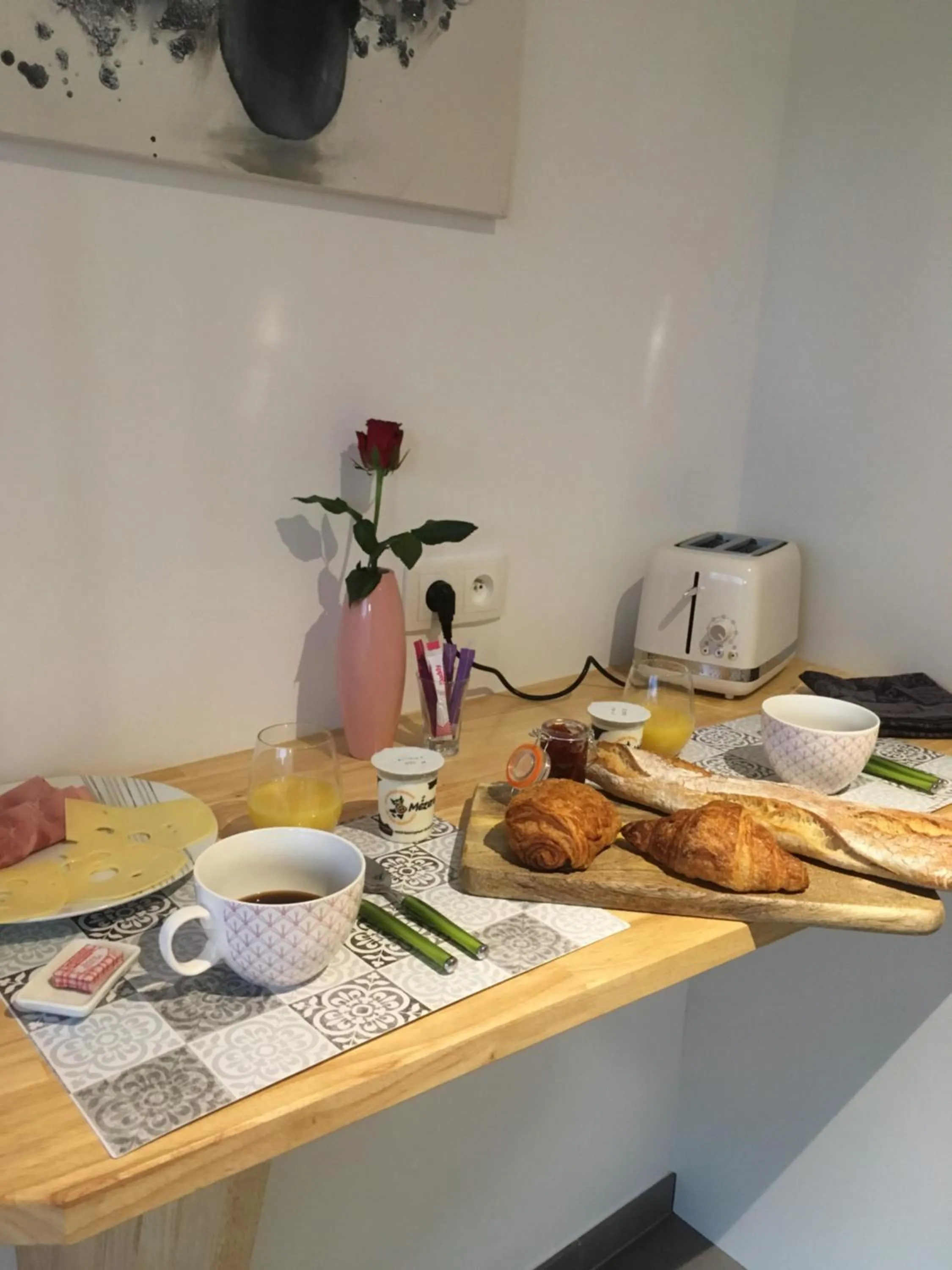 Breakfast in L'échappée Saline