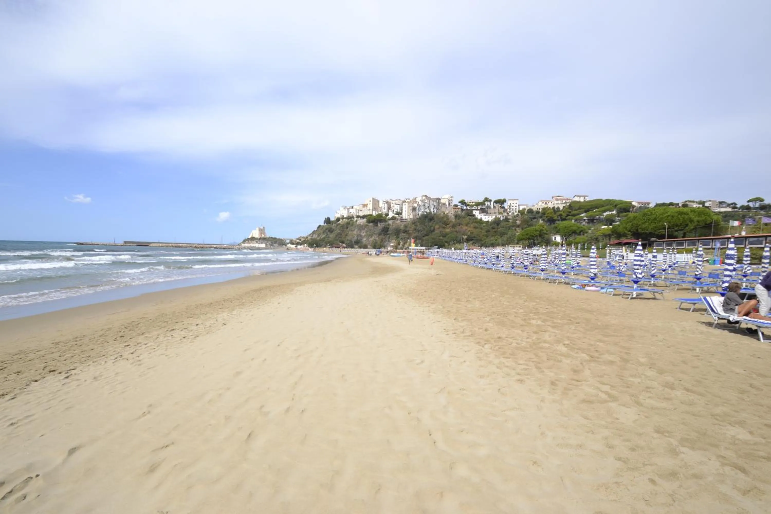 Summer in B&B Sperlonga