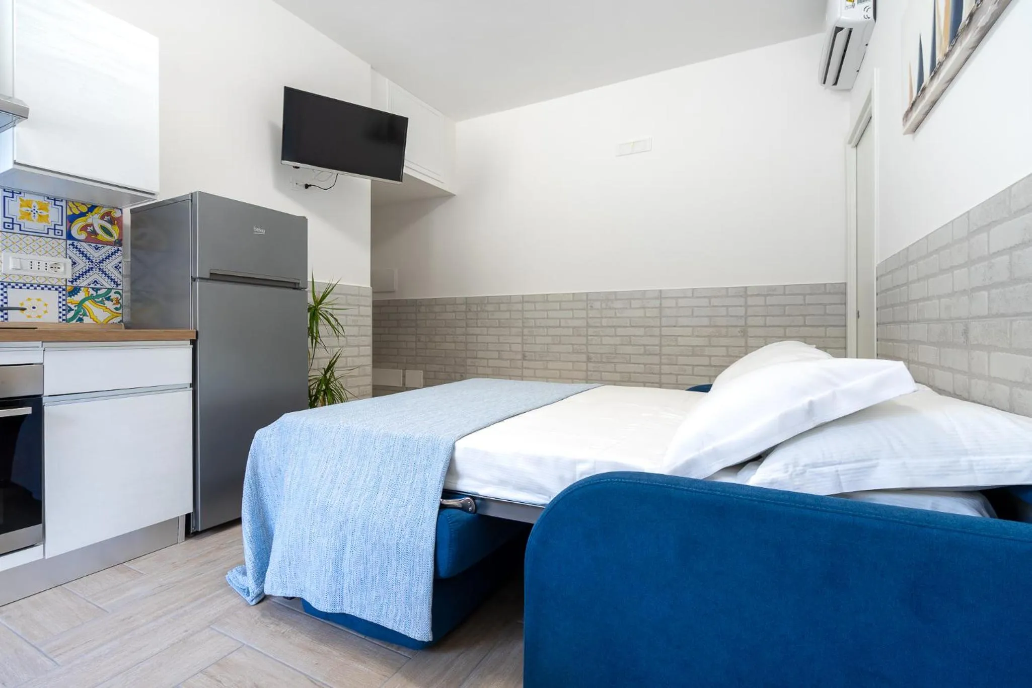 TV and multimedia, Bed in B&B Sperlonga