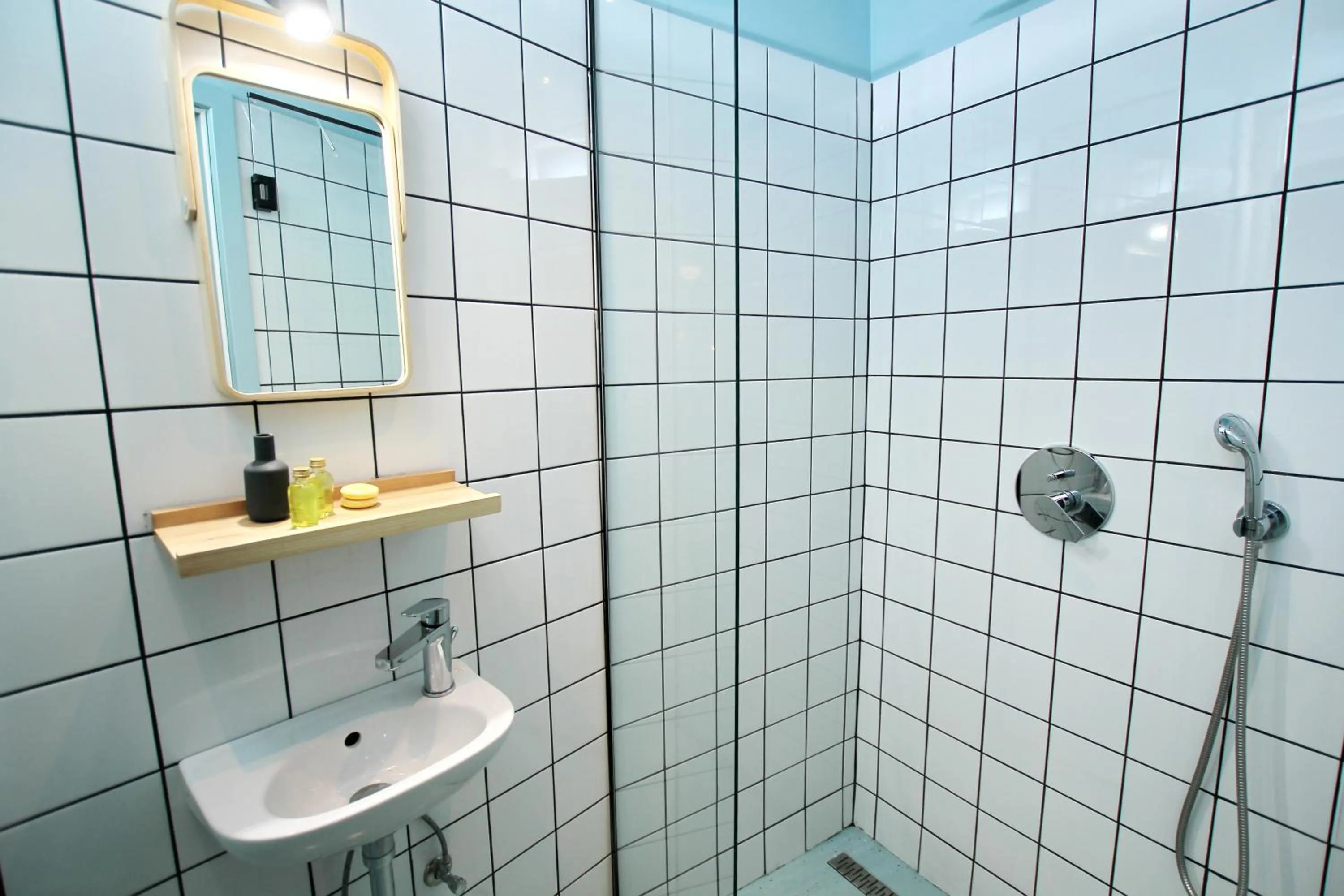 Bathroom in Gellerico Apartments Deák Square