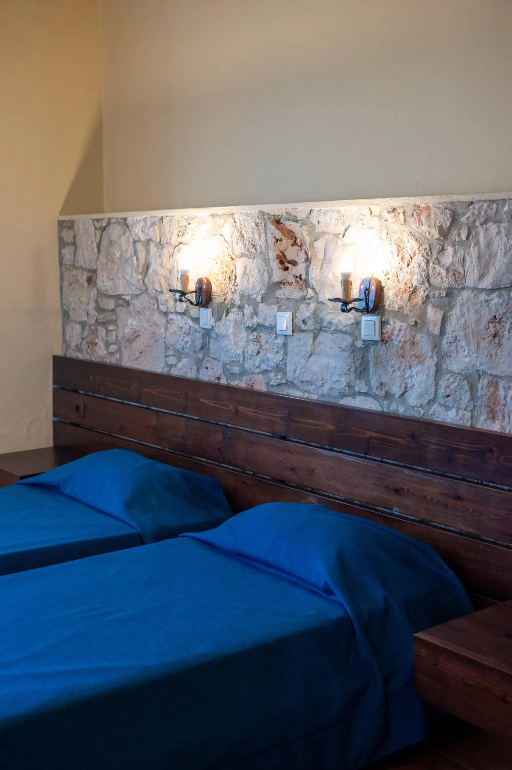 Bedroom, Bed in Mandilada Village