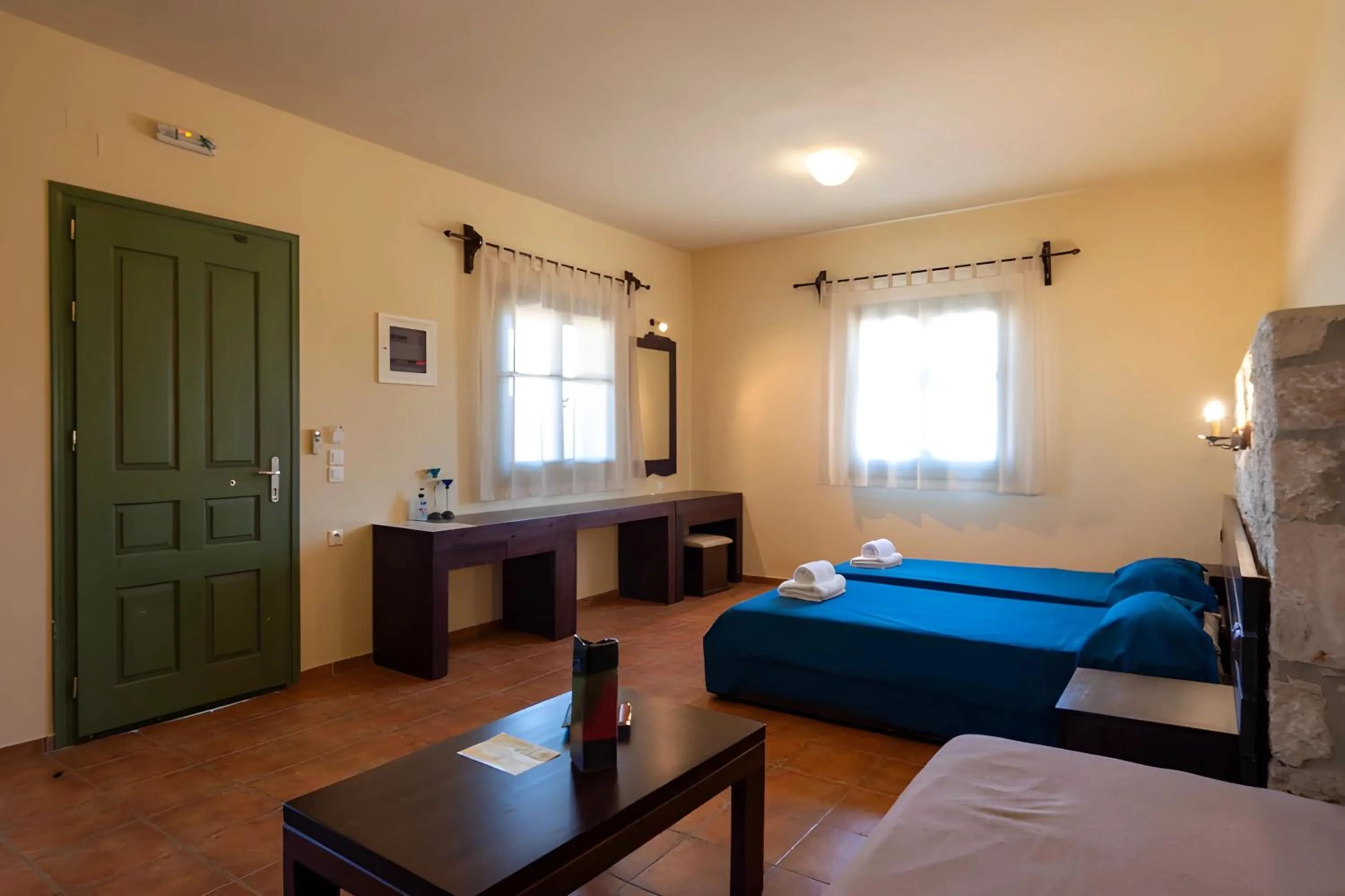 Photo of the whole room, Bed in Mandilada Village