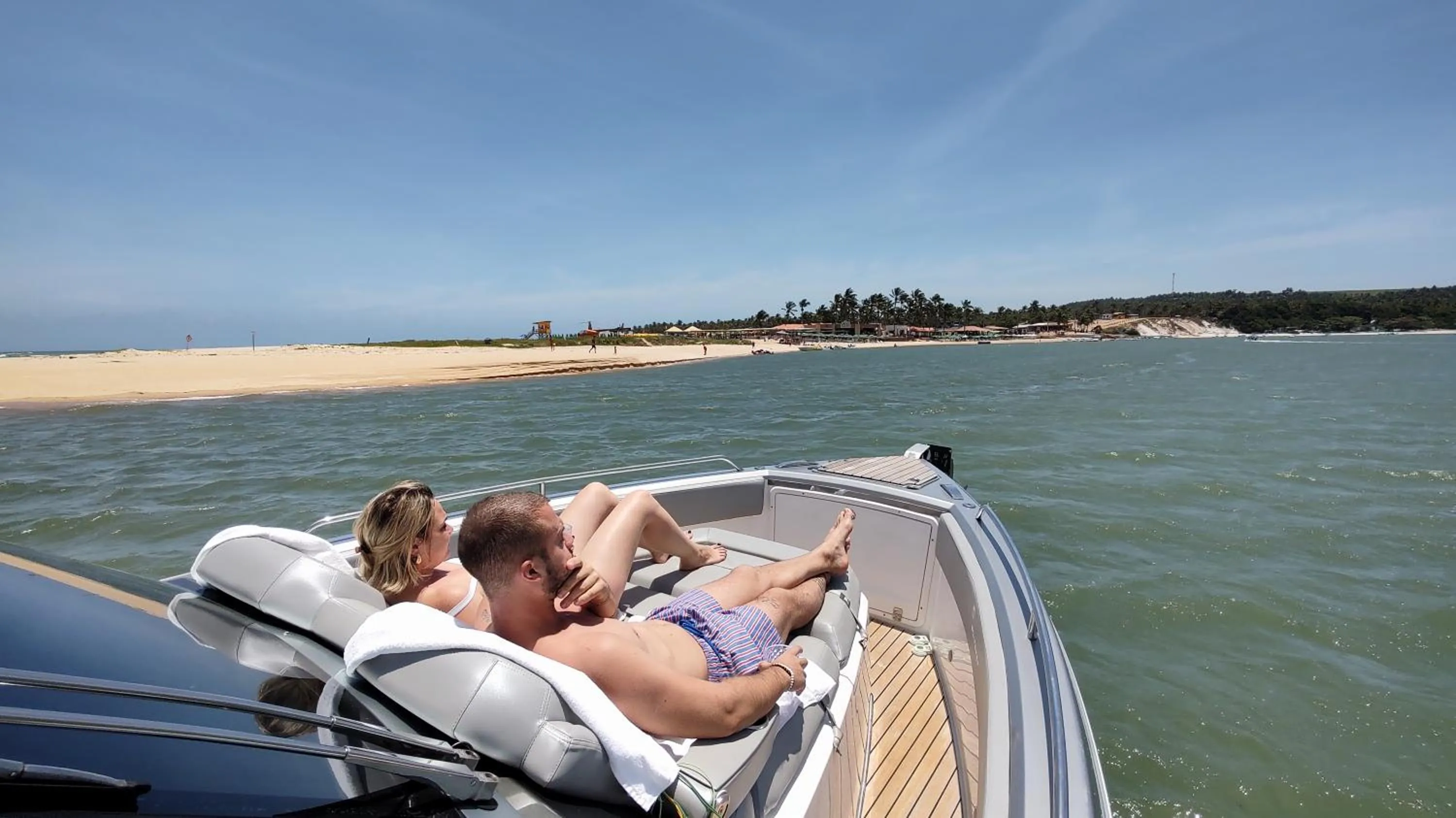 Activities in Kenoa Exclusive Beach Spa & Resort